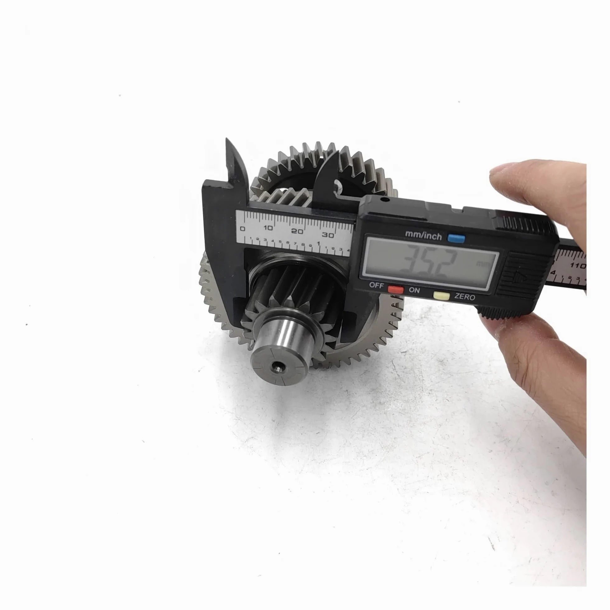 Intermediate Gear Shaft 15T Middle Compatible with 150CC 200CC Go Kart Dune Buggy