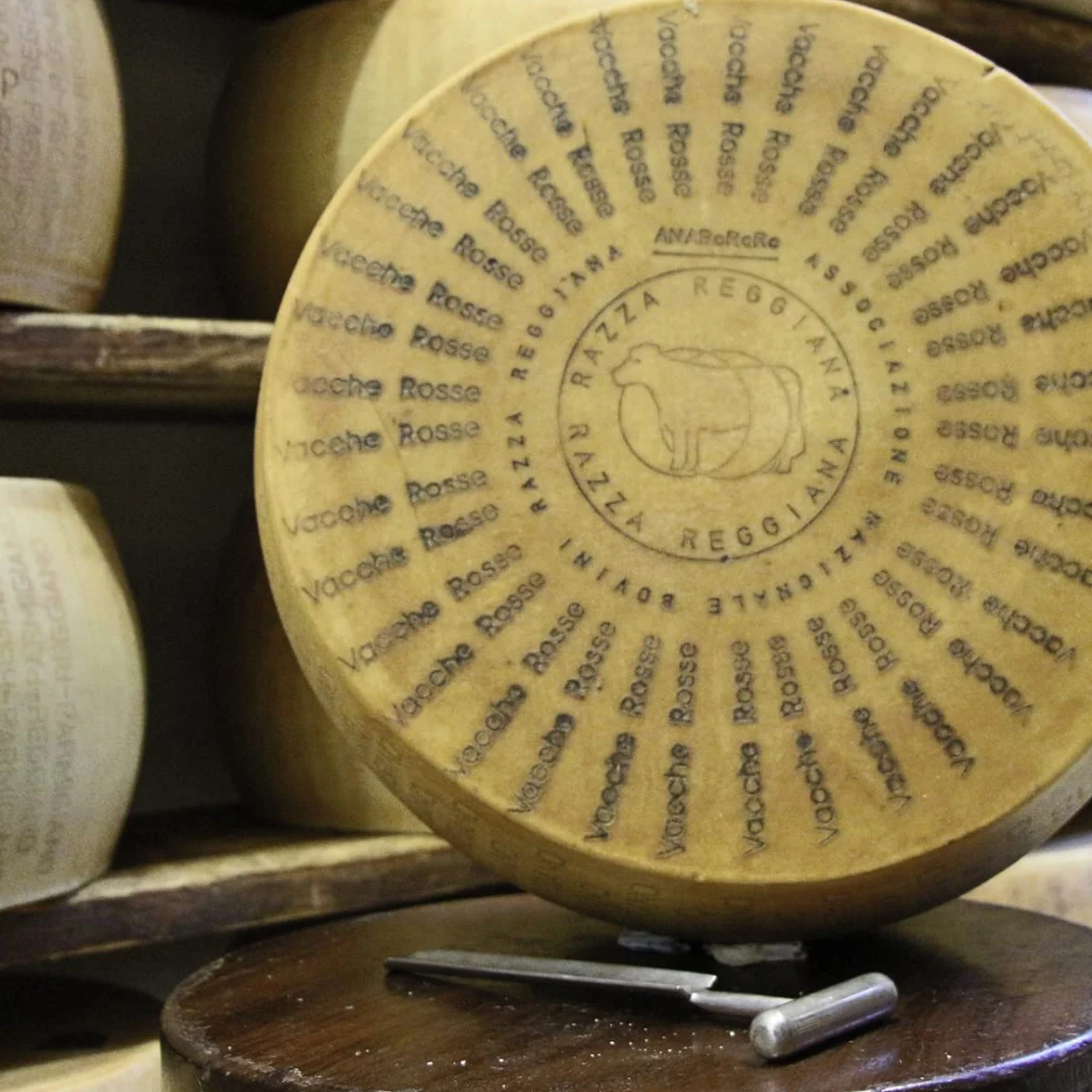 Parmigiano Reggiano DOP Vacche Rosse 24 Mesi 1 kg EcoFresco