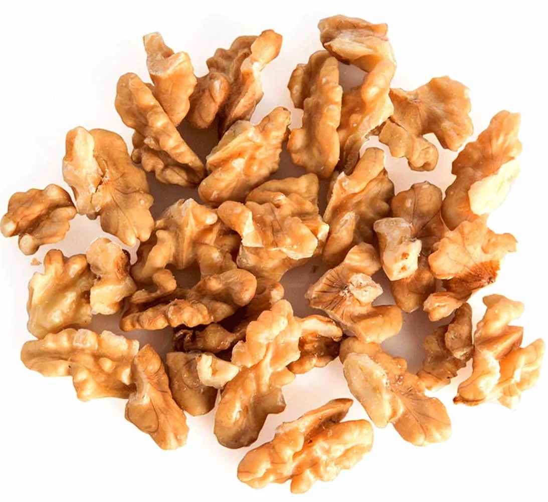 Nueces Peladas a Cuartos de Caudete, España 1Kg