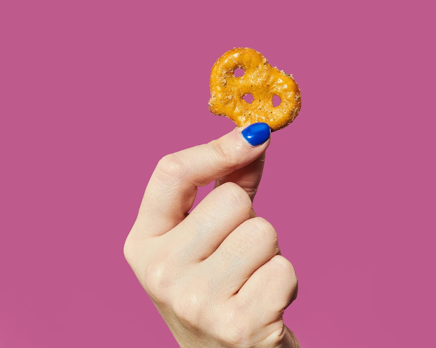 Olly's Pretzels horneados Sabor a Crema Agria y Cebolla, Snacks Veganos, Bolsa 140g