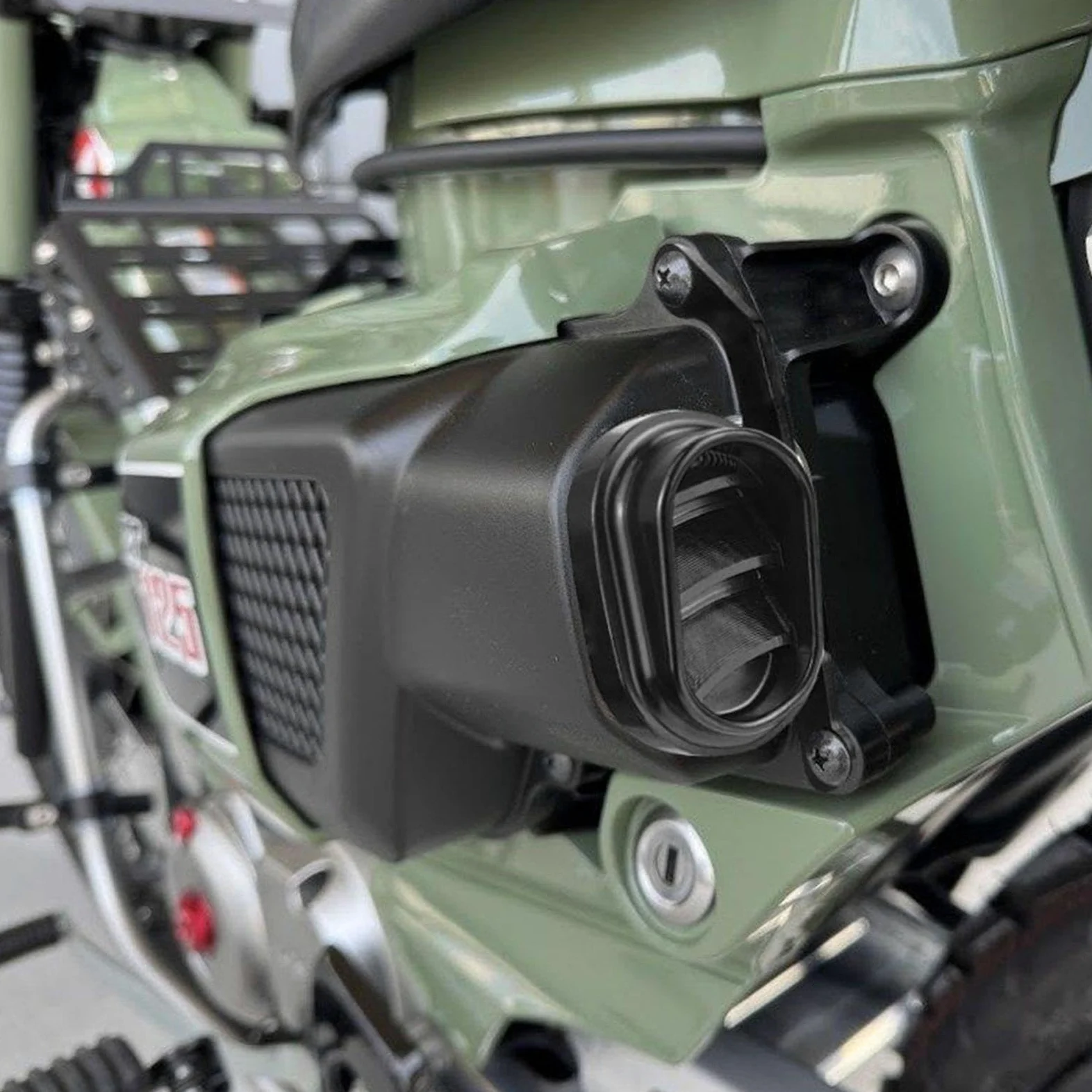 Qianly Tapa de Filtro de Aire de Motocicleta, Reemplaza Directamente El Protector de Filtro de Aire Portátil de Aleación de Aluminio, Fácil de Instalar para, Negro