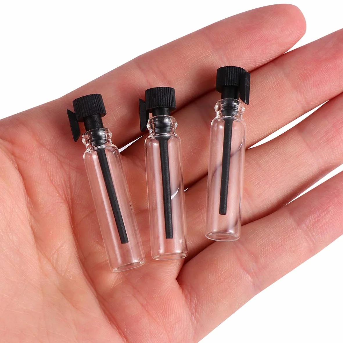 EXCEART 100 Piezas Mini Botellas de Perfume Vacías Frasco Cuentagotas 1 Ml Negro