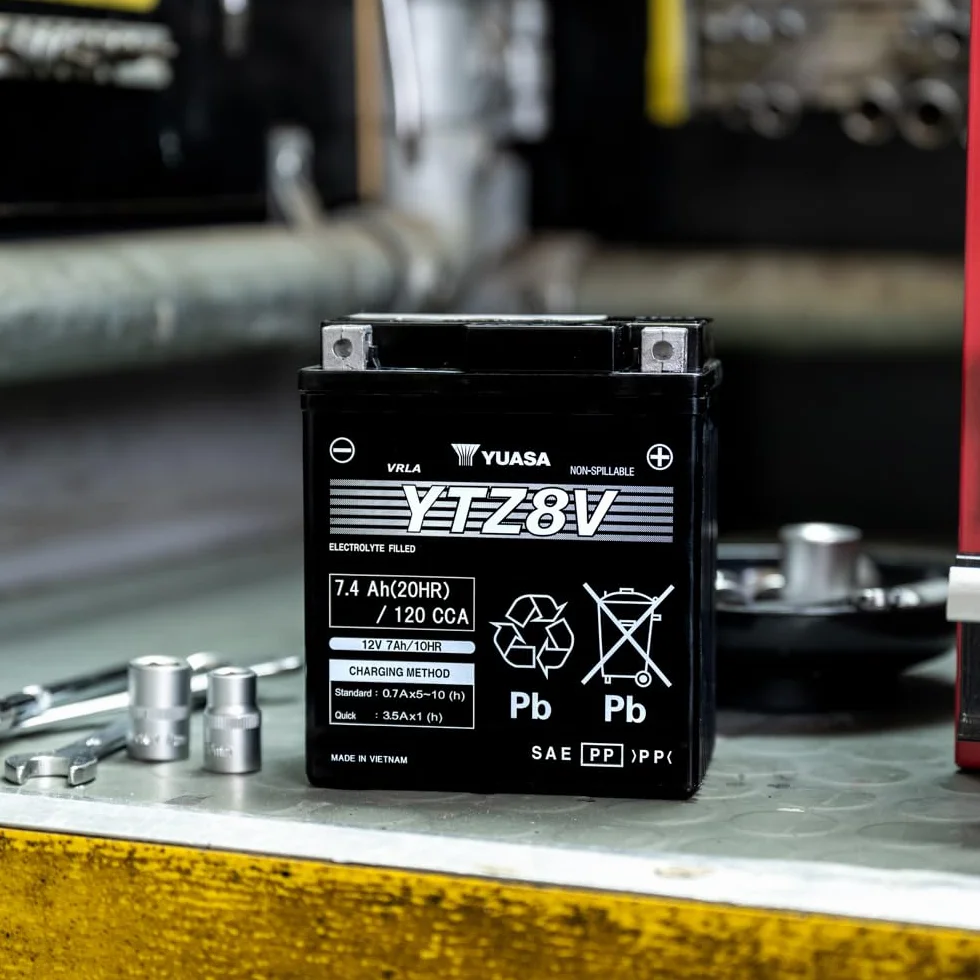 Yuasa YTZ8V 12V 120 CCA Batería de moto AGM VRLA de alto rendimiento y libre de mantenimiento