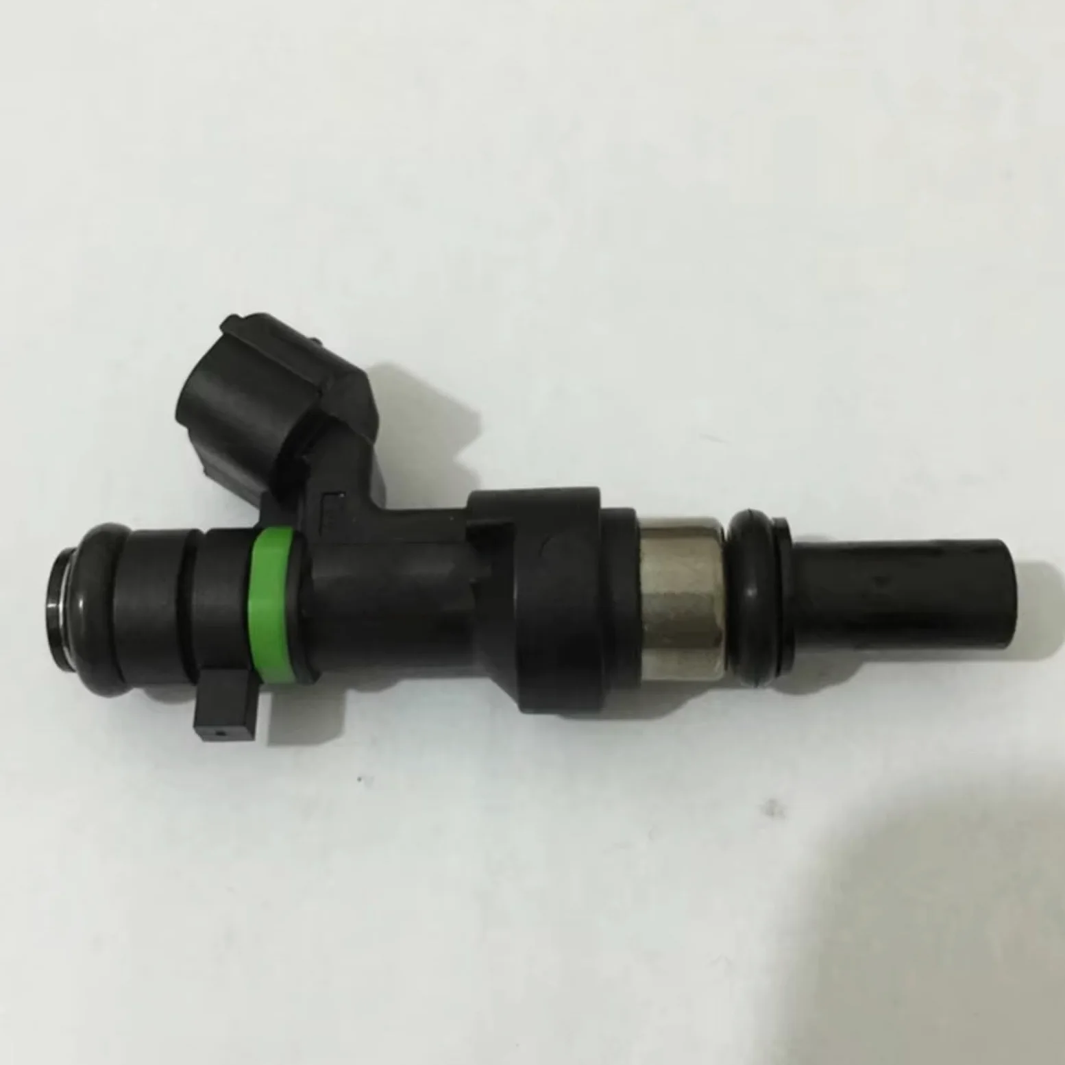 Inyector de Combustible para automóvil 0445110537 Boquilla de inyector diésel Common Rail para automoción