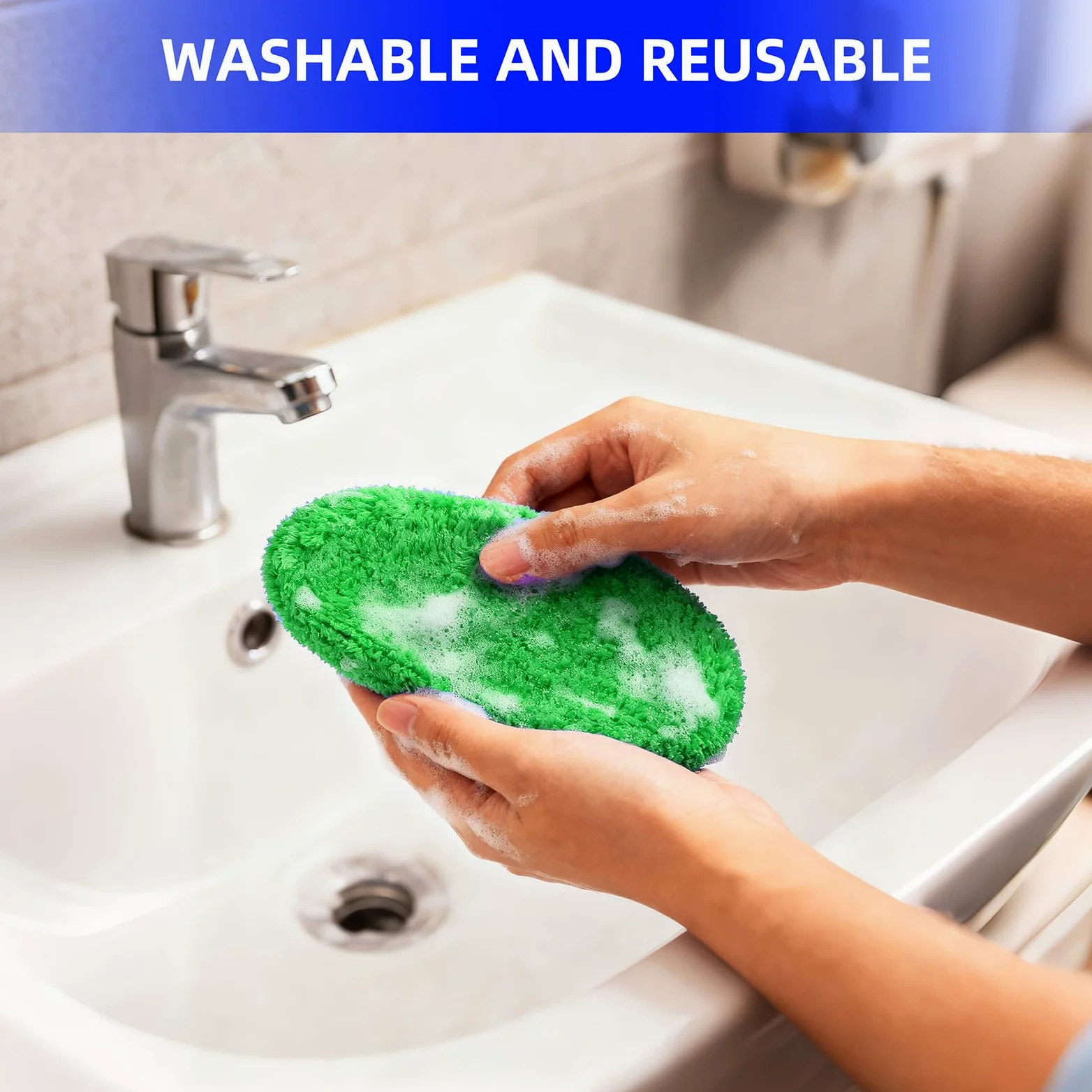 Desin Windshield Cleaning Tool, Car Window Cleaner Windshield Cleaner with 4 Reusable and Washable Microfiber Pads and Extendable Handle Auto Inside Glass Wiper Kit (Green)