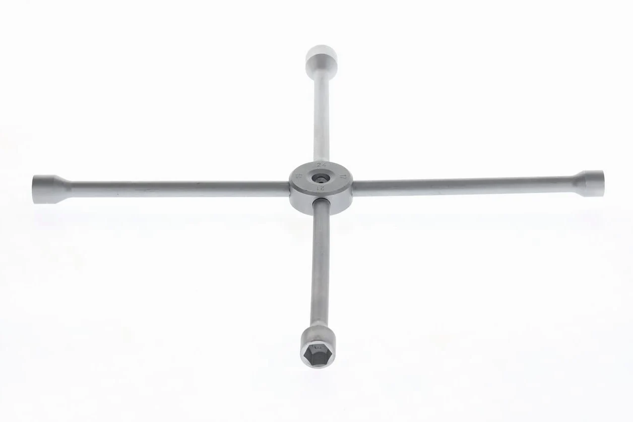 GEDORE Llave tipo cruz, Para automóvil/camión, Anchos de llave 17 x 19 x 21 x 24 mm, Llave en cruz para ruedas, Cambio de neumáticos coche, Herramienta, 28 PR