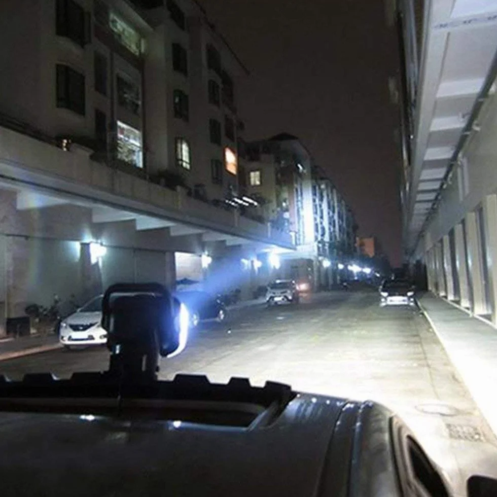 SXMA 50W Led Search Light Control remoto inalámbrico 360 grados de luz de trabajo Luz de lámpara de reflector Base magnética para auto / 4X4 / Offroad/SUV Camping Garden (1PCS)