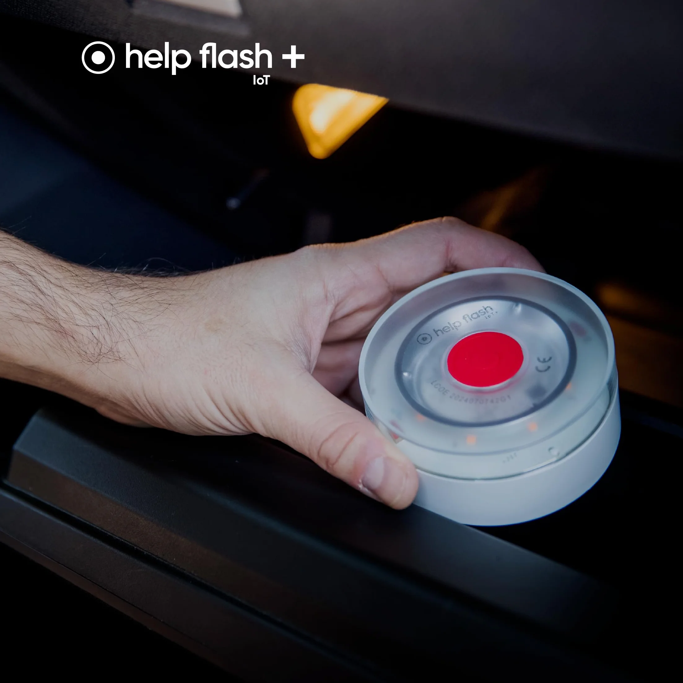Luz de Emergencia V16 con Geolocalización, 290 candelas, Conectada DGT 3.0, Señal V-16 para Coches