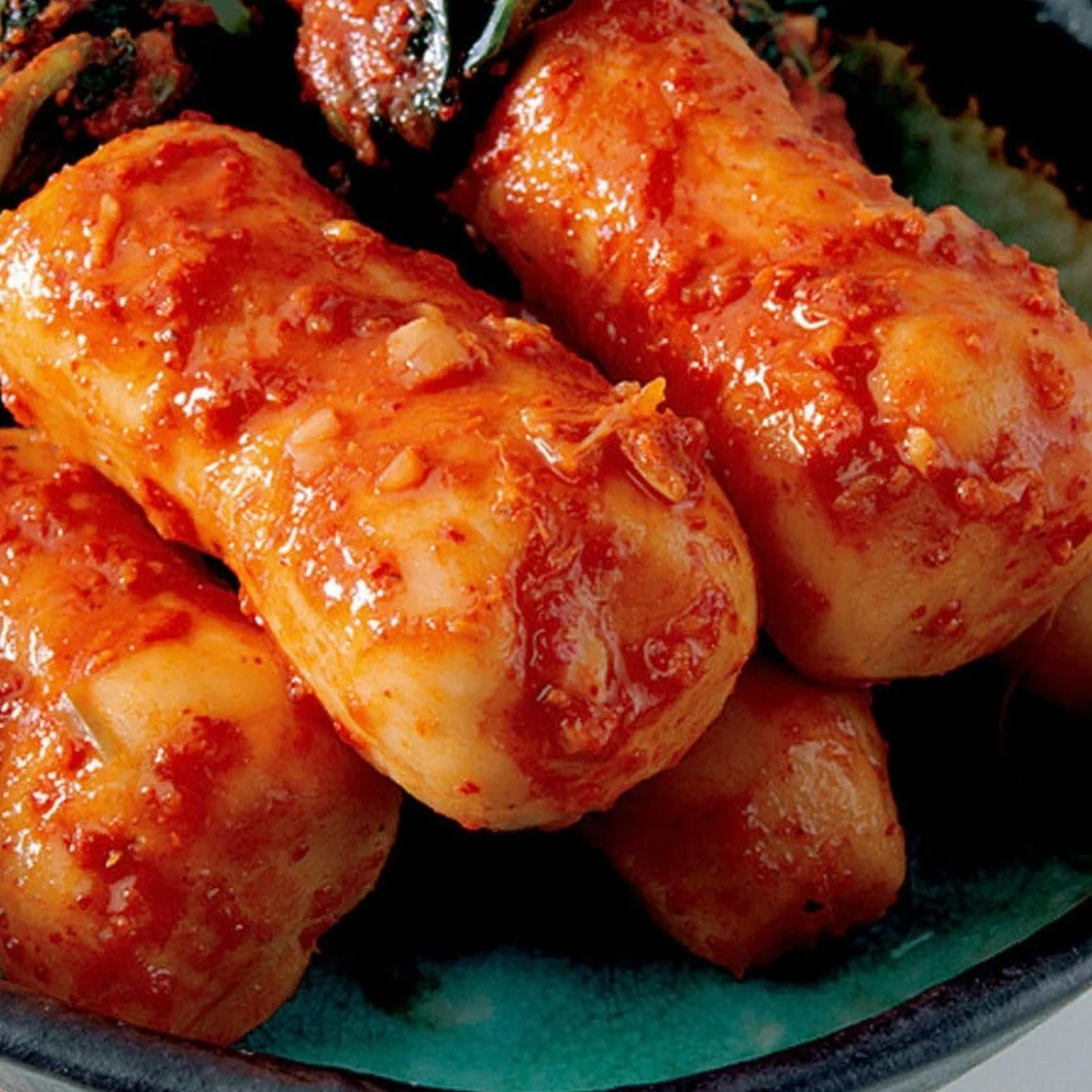 Jongga Kimchi Fresco De Rábano Picante 500g