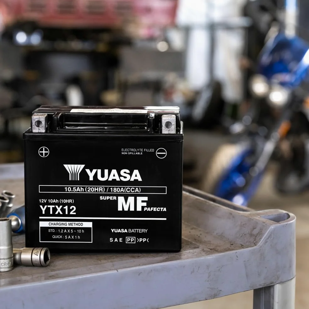 Yuasa YTX12 Batería de moto AGM VRLA 12V 180 CCA