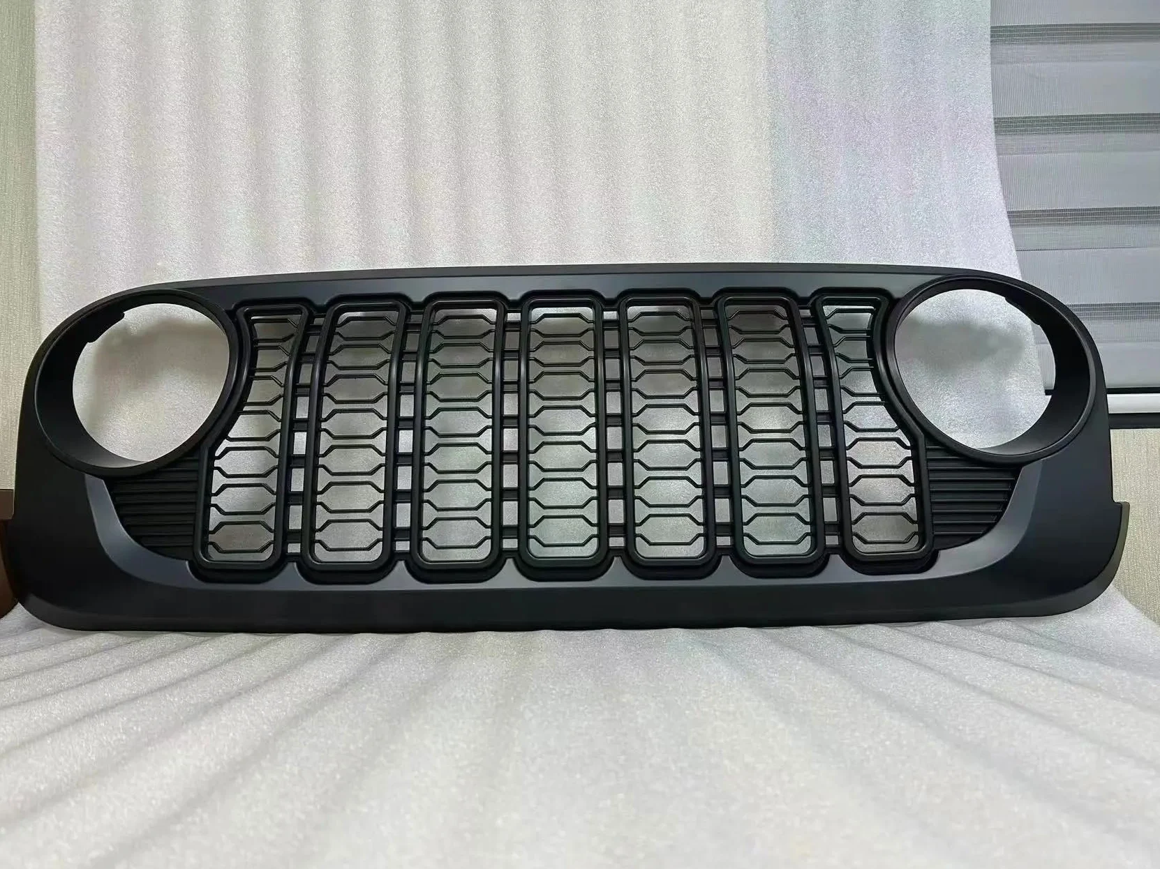 Parrilla Delantera para Jeep para Wrangler JK 2007-2017 J400 A España 2024 Diseño Parrilla Delantera ABS Estilo Parrilla JK A JL Parrilla Frontal Cromada