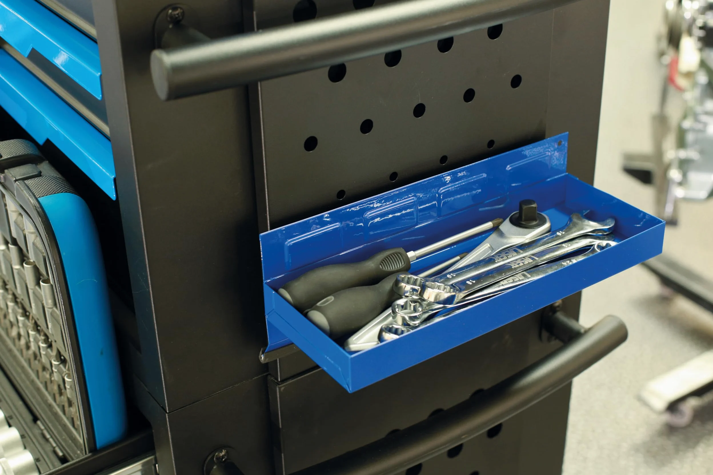 Laser 8657 Magnetic Holders & Tray Set 4pc