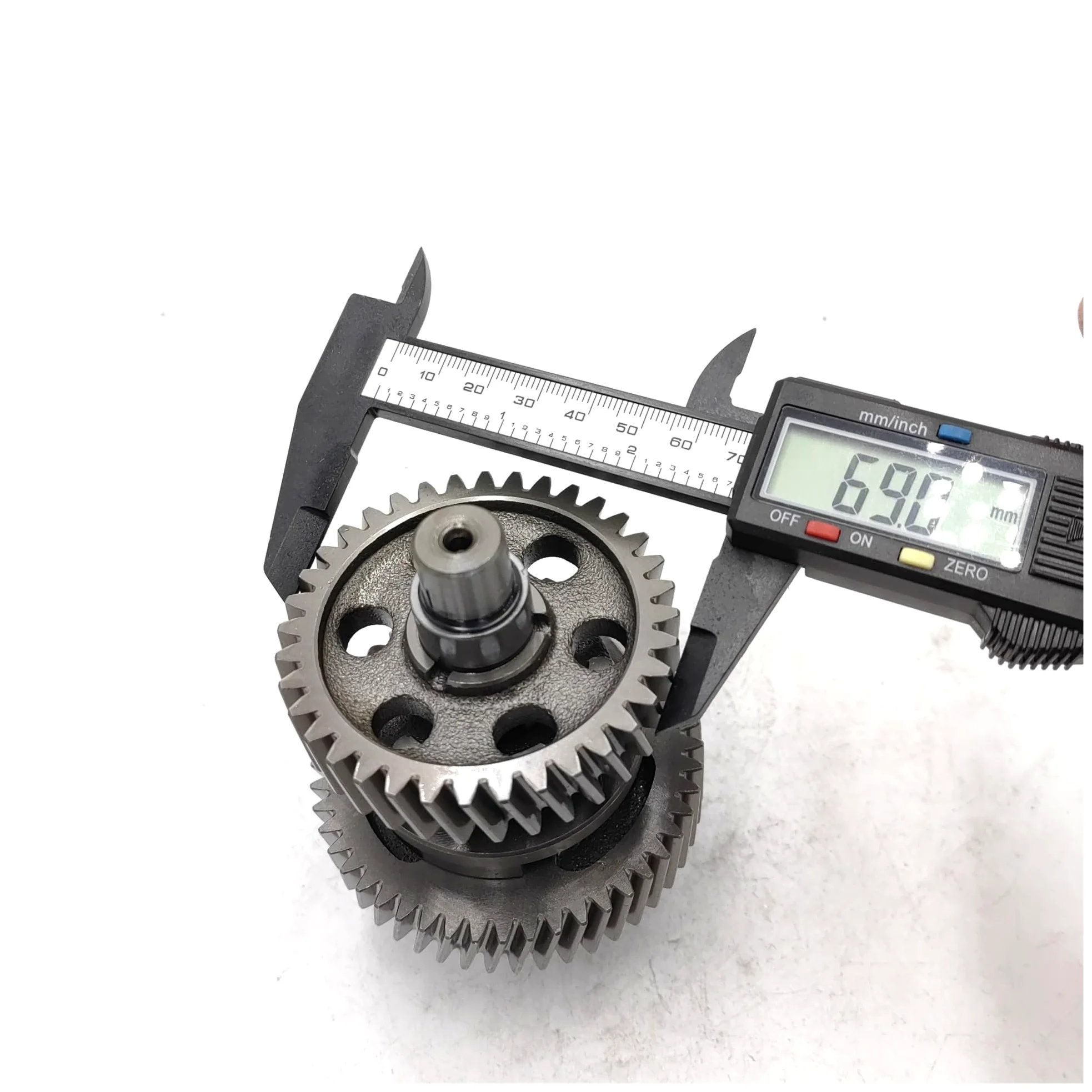 Intermediate Gear Shaft 15T Middle Compatible with 150CC 200CC Go Kart Dune Buggy