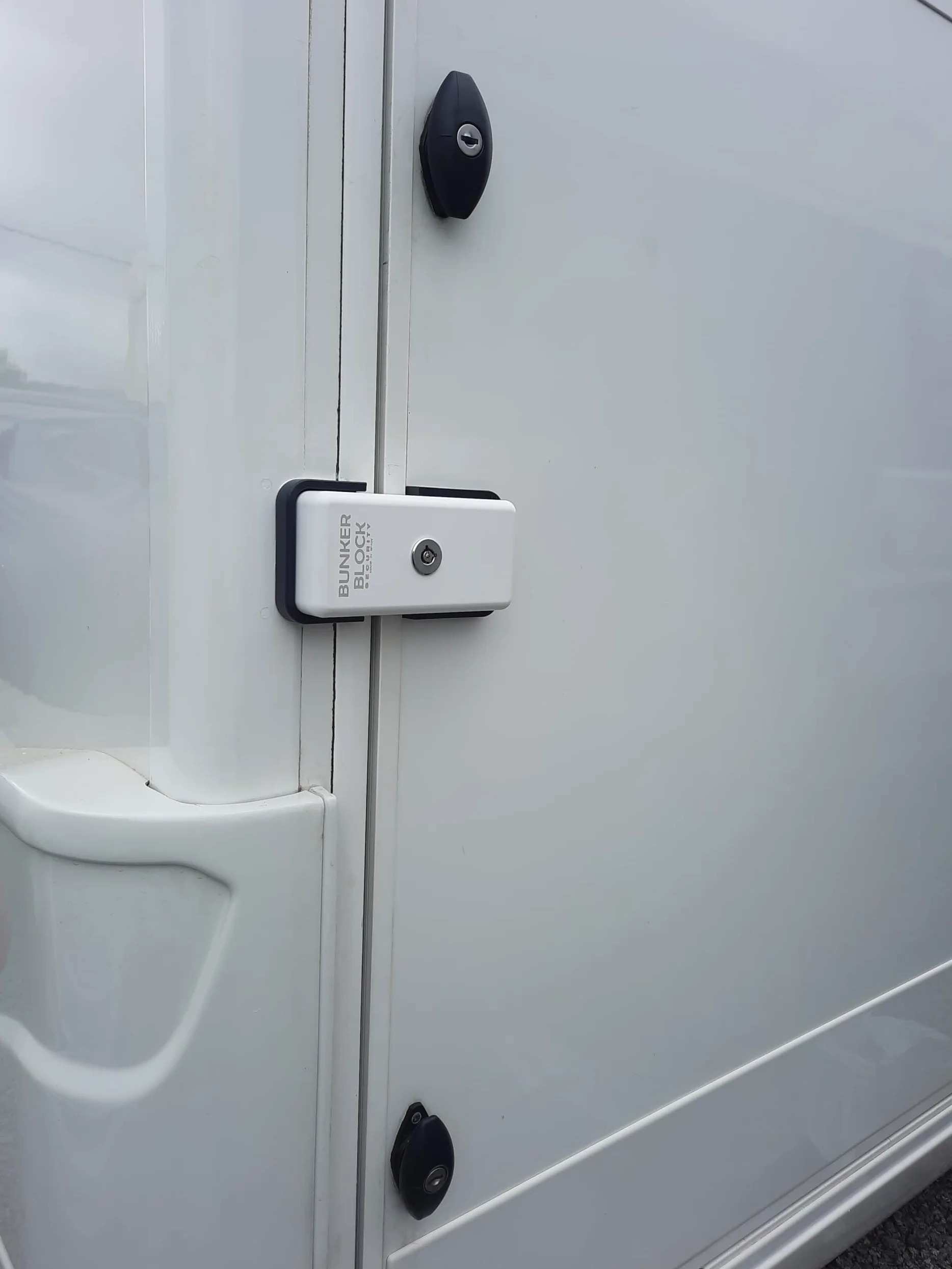 Autocaravana CERRADURAS Puertas Bunker Block - Modelo Manual - Leer descripcion del Producto