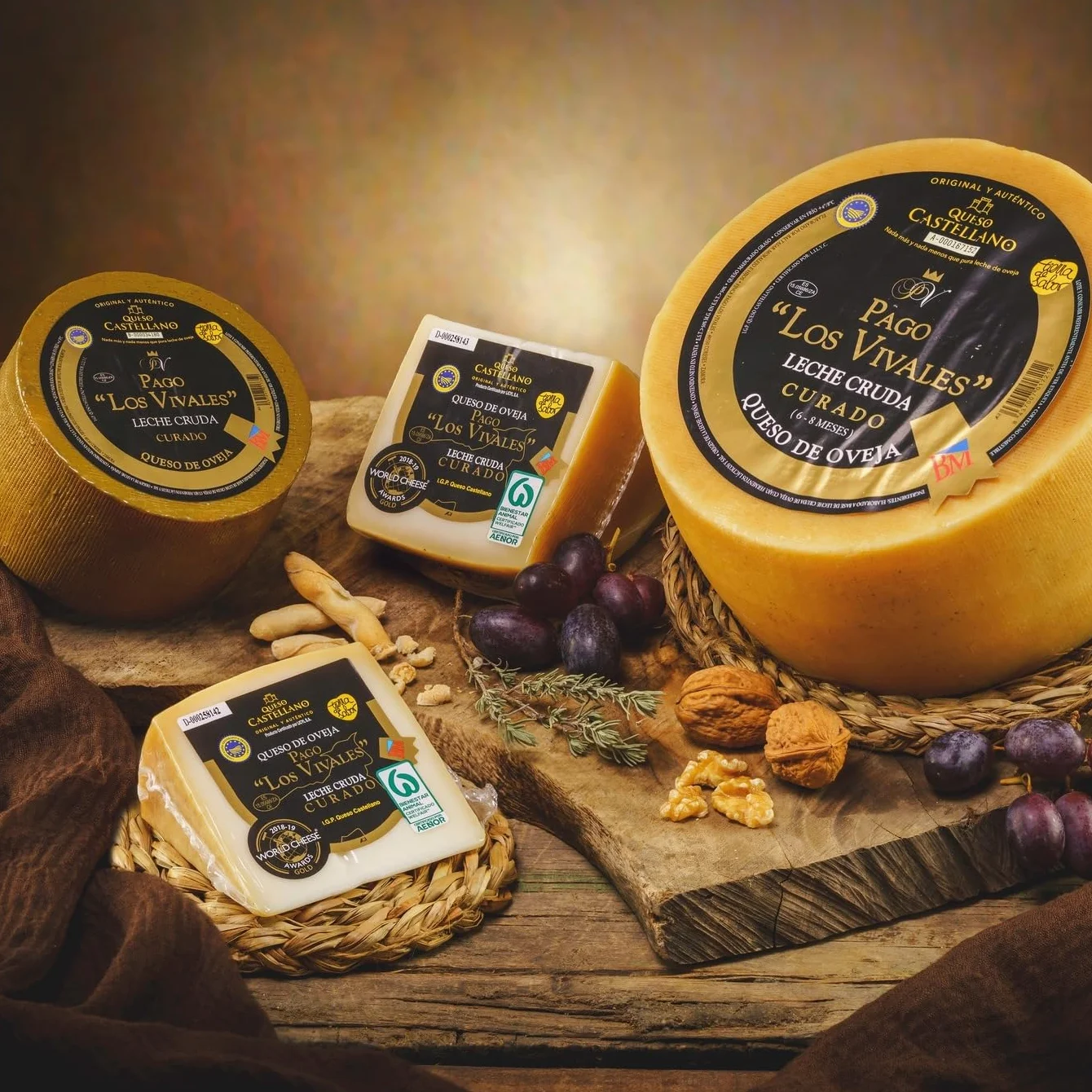 Queso de Oveja Curado Los Vivales – Leche Cruda, 6-8 meses, Pieza 2,7 kg, Medalla Oro World Cheese Awards