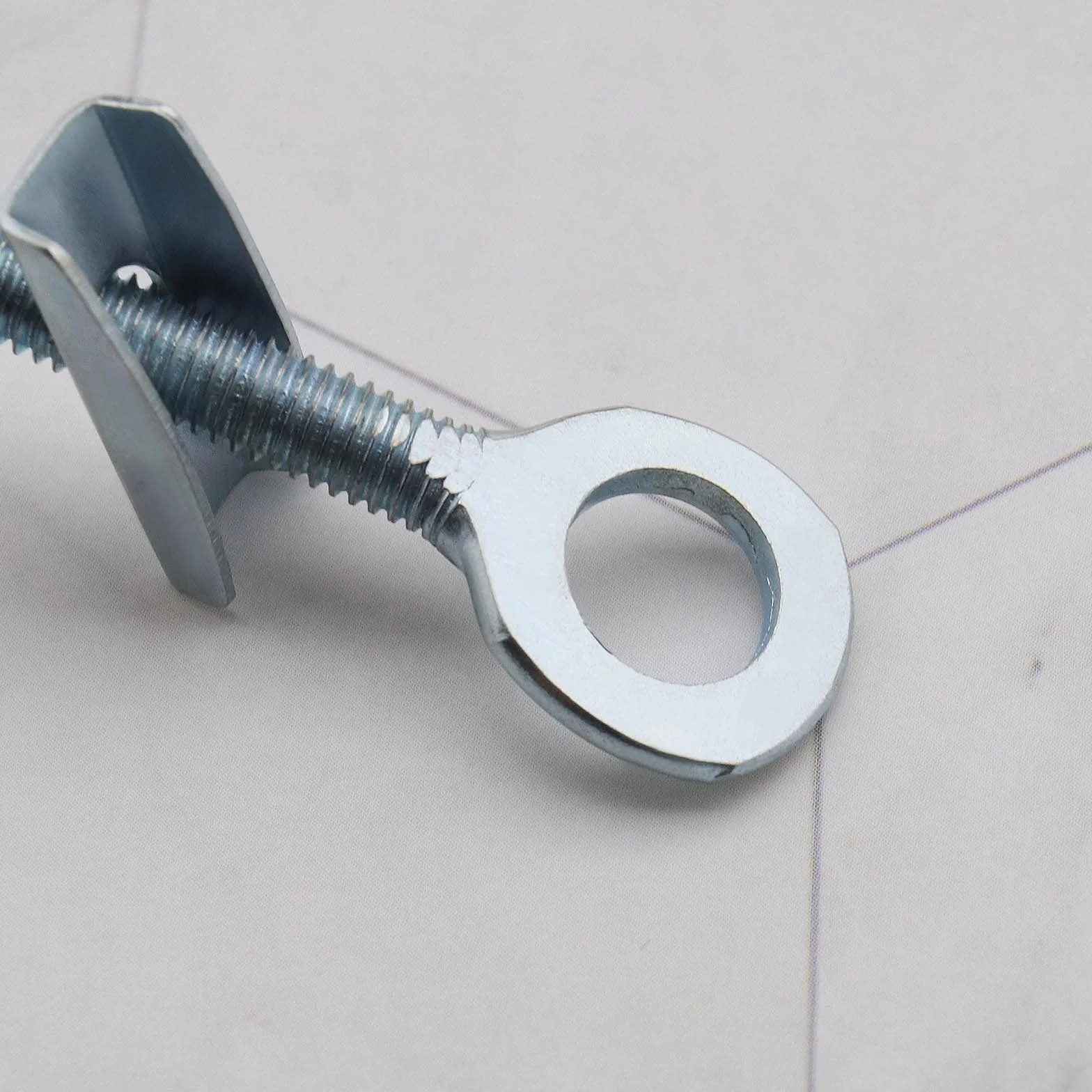 4 Piezas Ajustador Tensor de Cadena de de 10mm con Tuercas Antisuelto de Acero Plateado para Mini Moto Bicicletas de Carrera Motos de Cross Quads