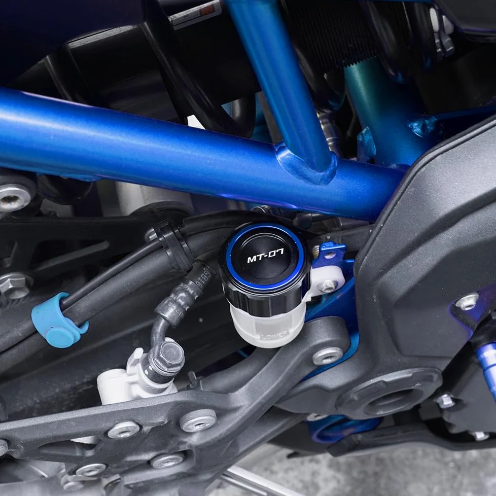 Apto para MT 07 MT07 MT-07 FZ07 2014-2024 2025 2026 Accesorios de aluminio motocicleta Cubierta delantera trasera del depósito de líquido de frenos Tapa de llenado de aceite del motor