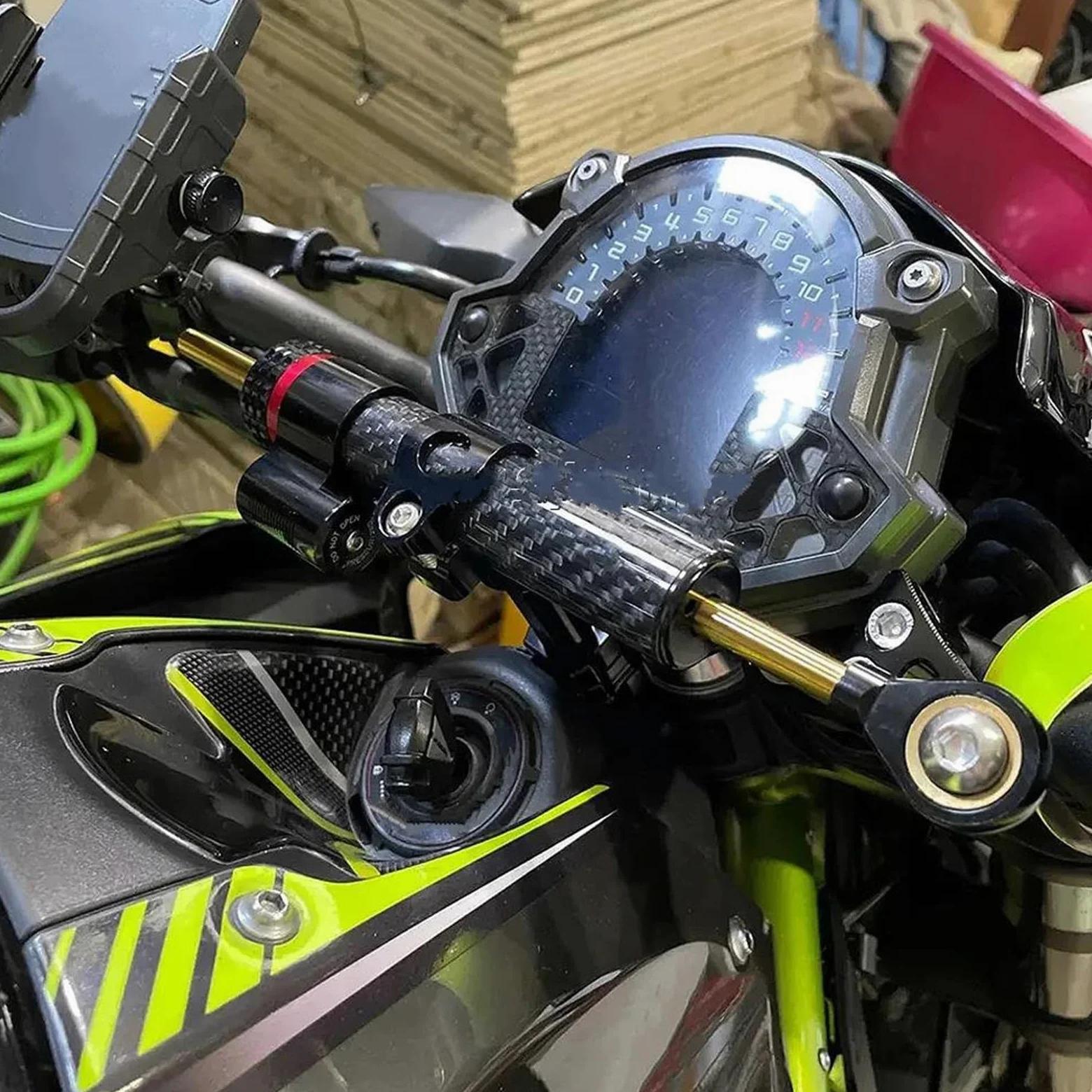 Amortiguador De Dirección para Motocicleta para para Z900 para Z 900 2017-2023 con Kit De Soporte De Montaje(Color 2)