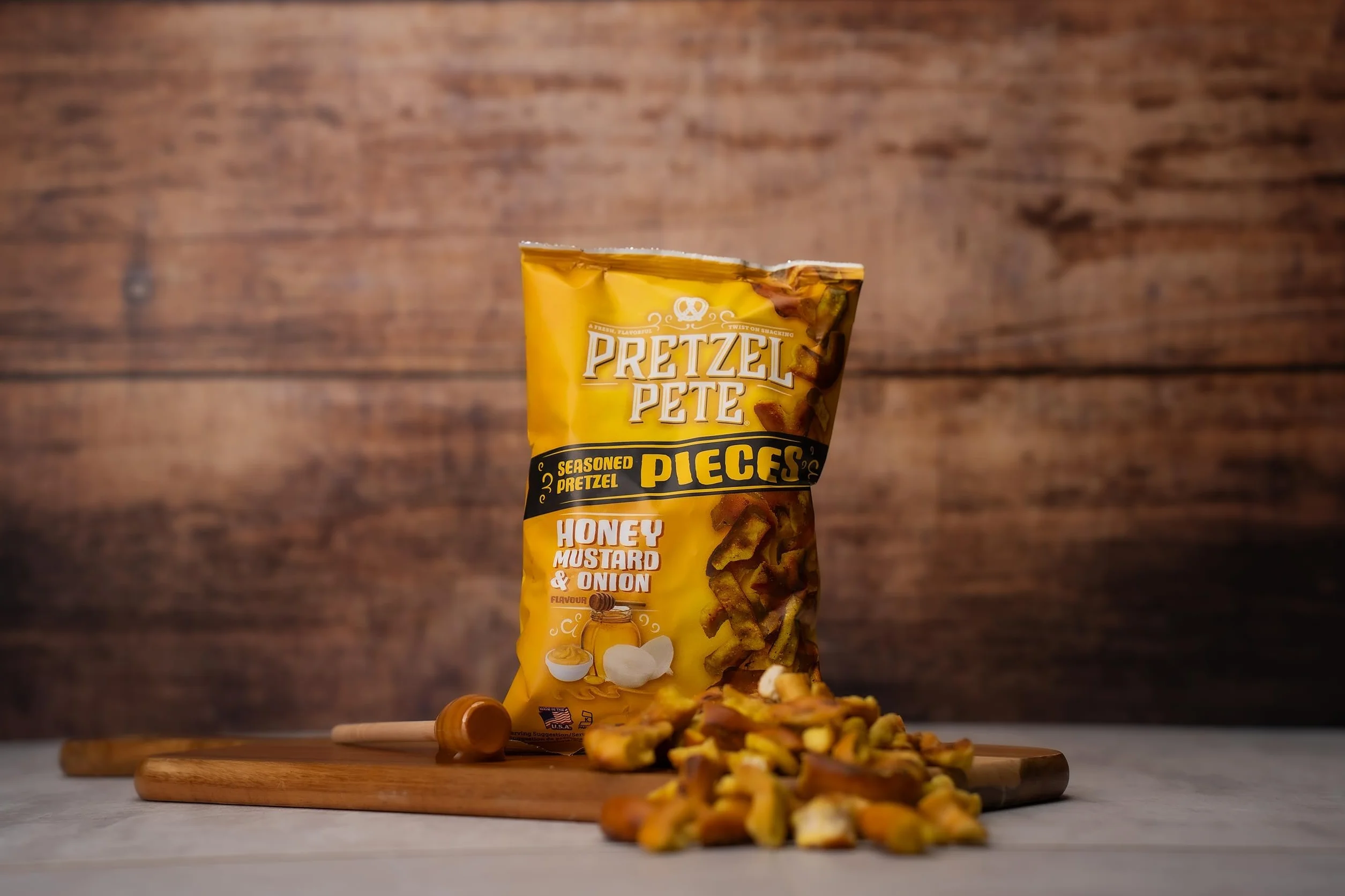 Pretzel Pete Honey Mustard & Onion pretzel con sabor a mostaza de miel y cebolla 160g