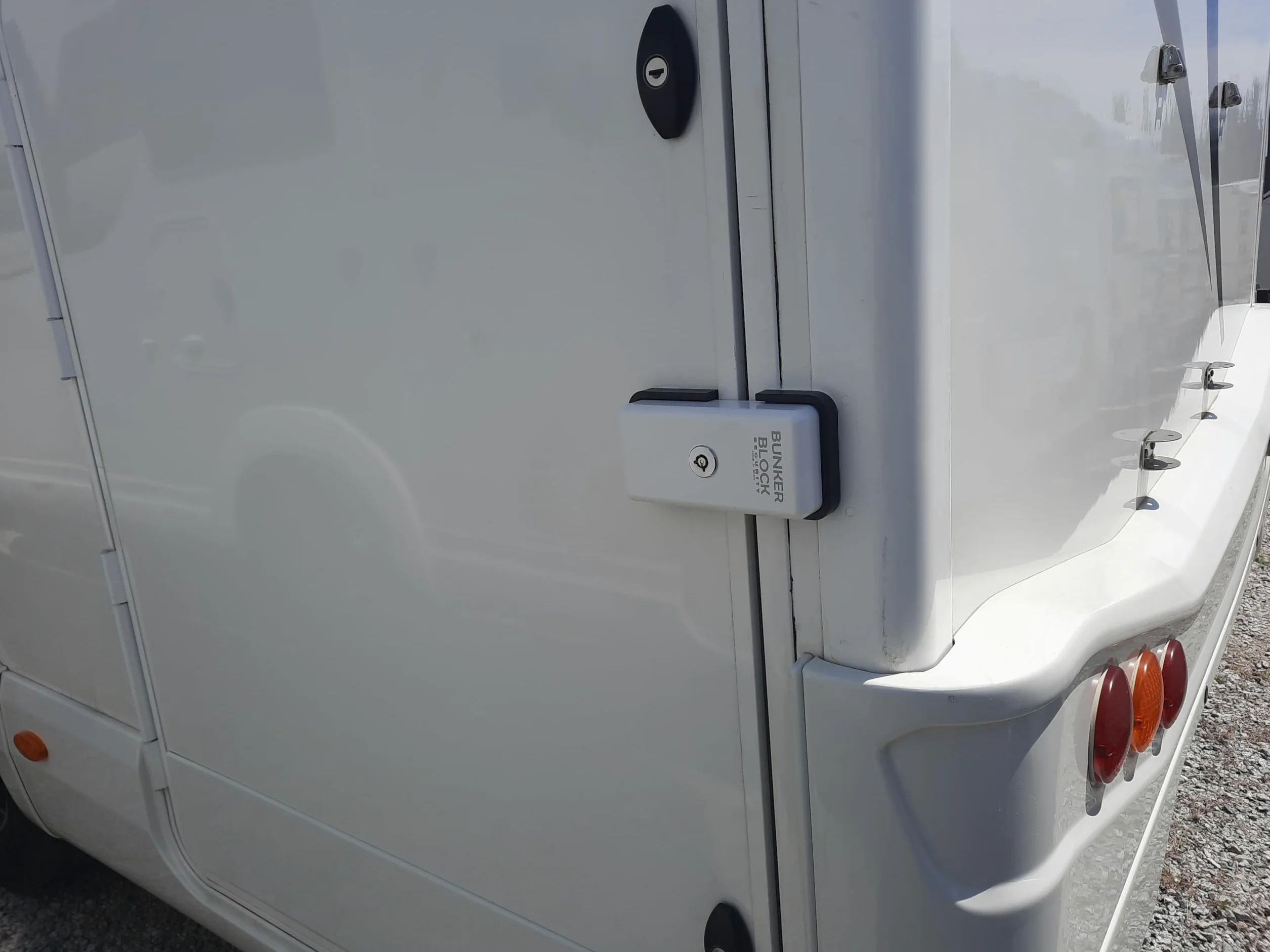 Autocaravana CERRADURAS Puertas Bunker Block - Modelo Manual - Leer descripcion del Producto