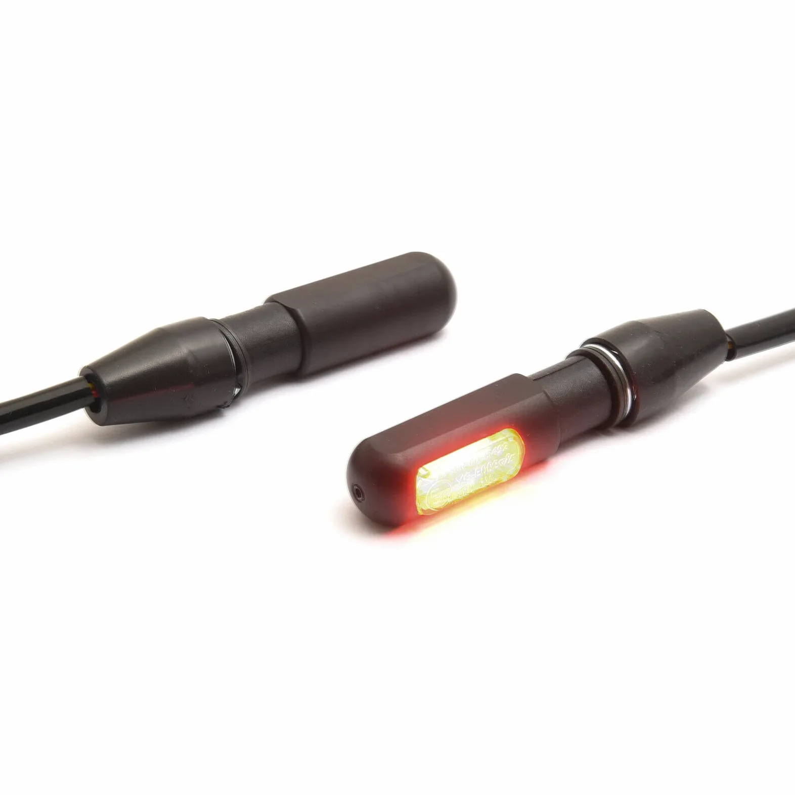 Mini LED 3 en 1 intermitente luz trasera luz de freno de aluminio homologación E negro corto M8 motocicleta Racer Chopper Cruiser moderno clásico con cubierta de goma