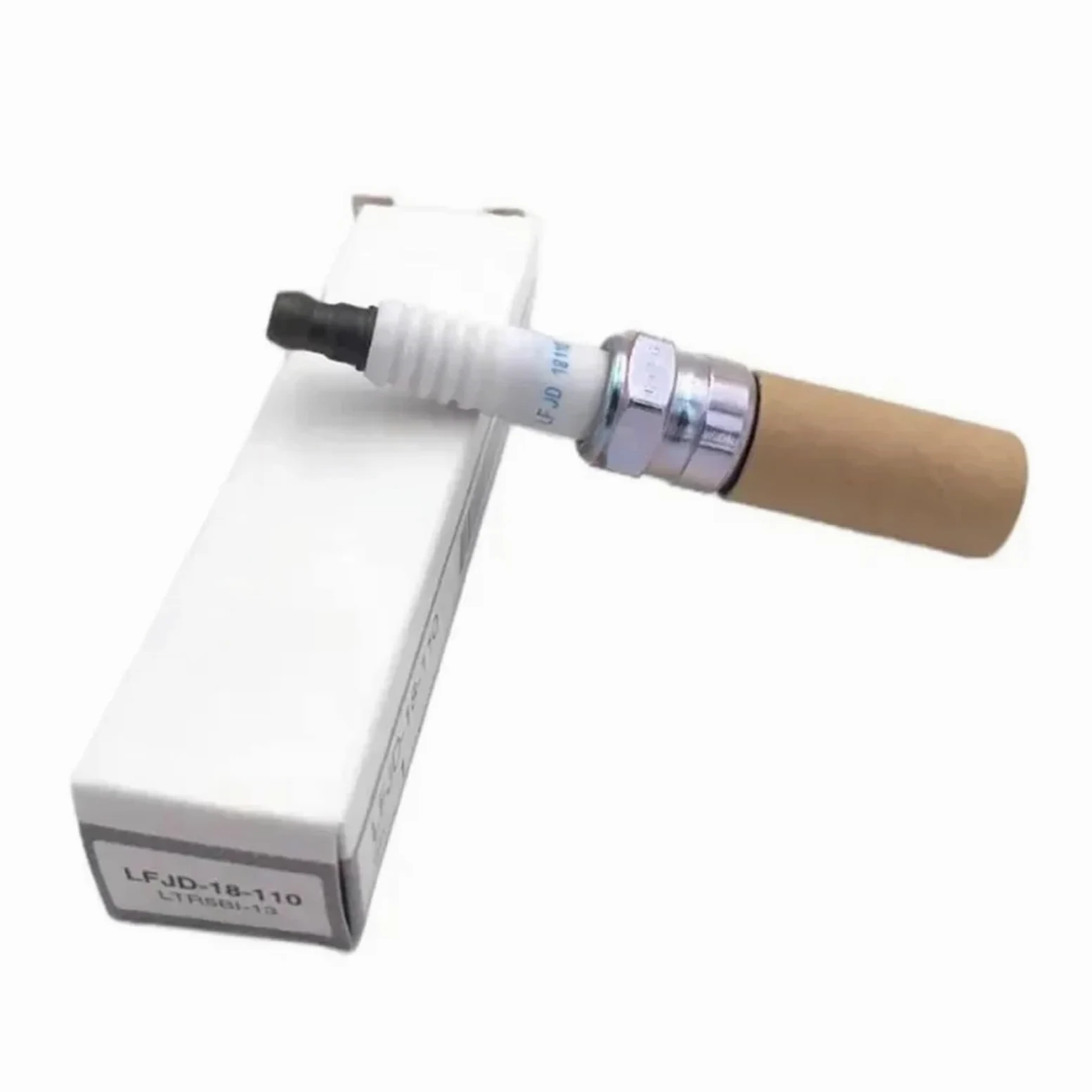 Bujía de Encendido 4/6PCS Iridium Platinum ITR6F13 ITR6F-13 Bujías de Encendido para automóvil/para L3Y4-18-110 L3Y418110 4477 IT20 VT20