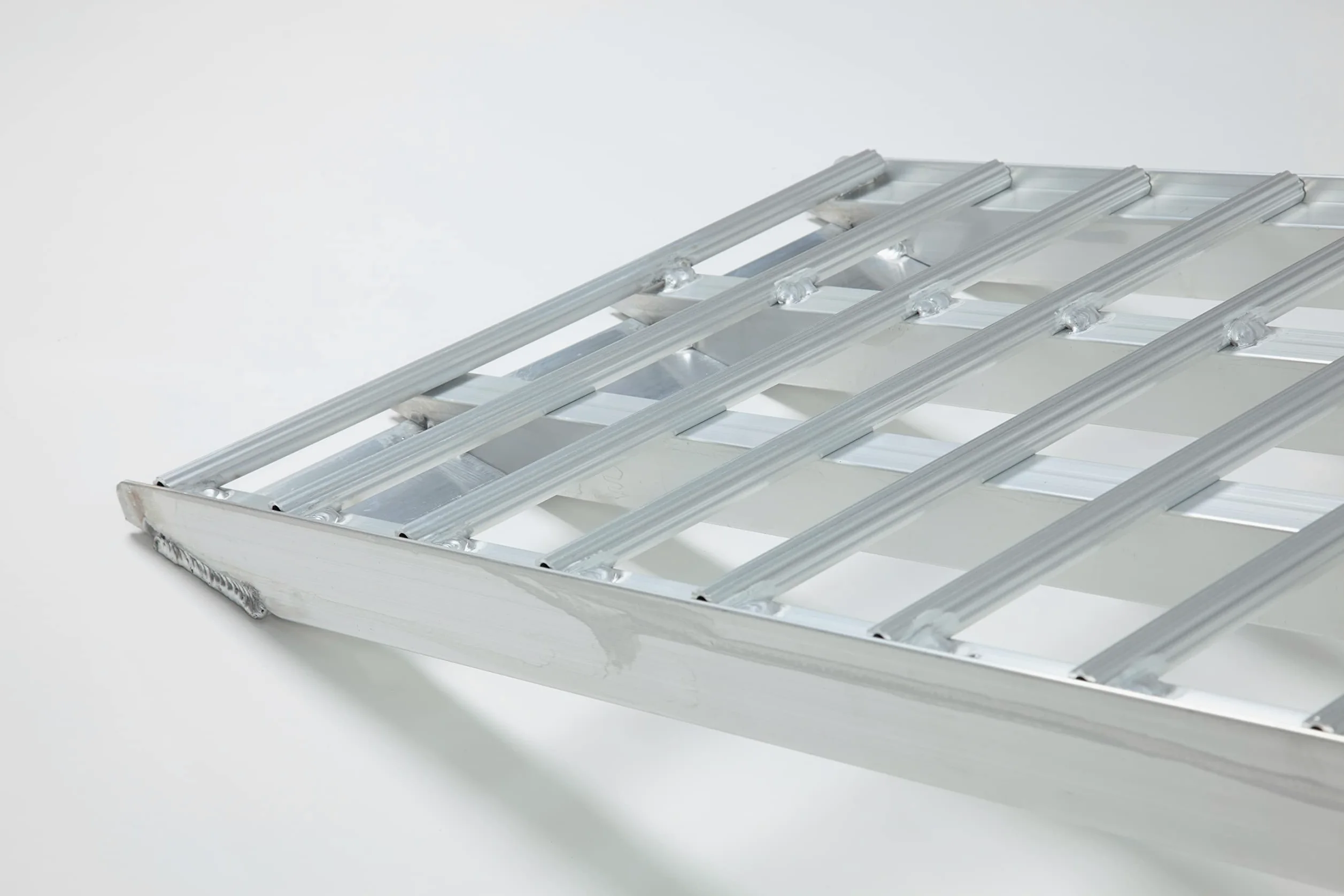 The Ramp People Rampa de carga extra ancha para motocicleta de 2,3 m (2380 mm x 440 mm x 680 kg de capacidad) | 2380 mm x 440 mm | Rampa plegable resistente para furgonetas y remolques de aluminio