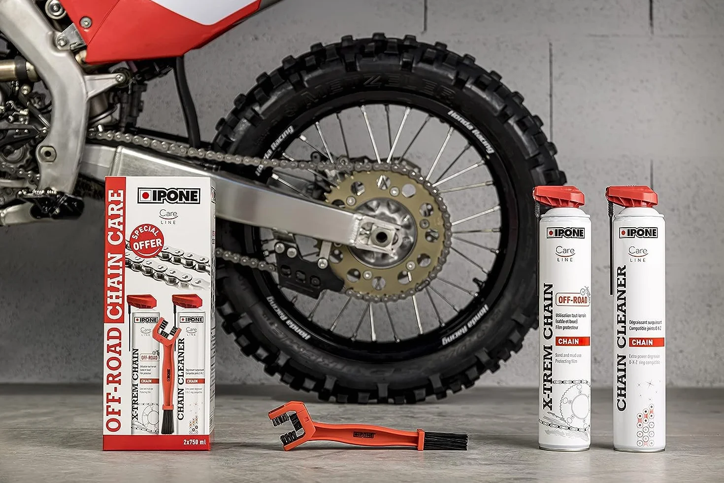 IPONE - Pack Mantenimiento Cadena Motocicleta Todoterreno - Todo-Road Chain Care - CHAIN CLEANER 750 ML + X-TREM CHAIN OFF-ROAD 750 ML + Cepillo de Cadena
