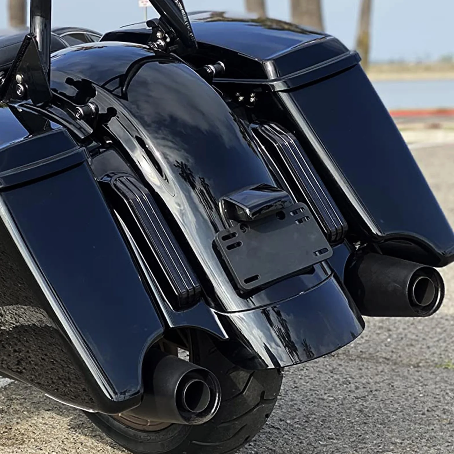 motocicleta trasera Fender Fascia LED luz para Harley Touring Road Glide Street Glide Electra Glide Road King Ultra Limited 14-2019 Negro brillante