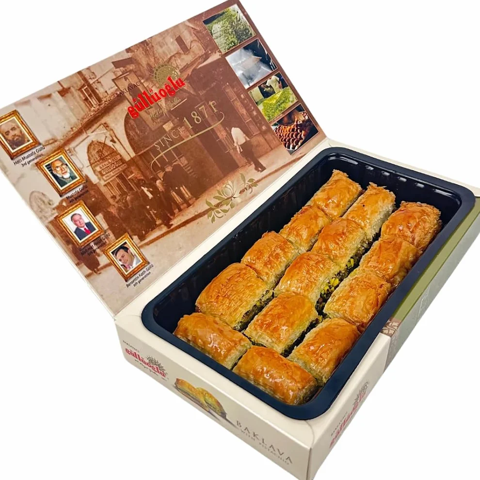 Gulluoglu's Pistachio Baklava 14 pcs 1.1 lb