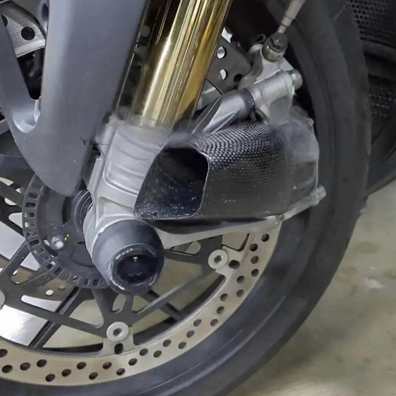 Refrigeración de Pinza de Freno Radiador de Pinza de Fibra de Carbono Modificado para Ducati V2/V4 Street Fighter V2/V4, radiador de guía de Aire de Freno Delantero.(A3)