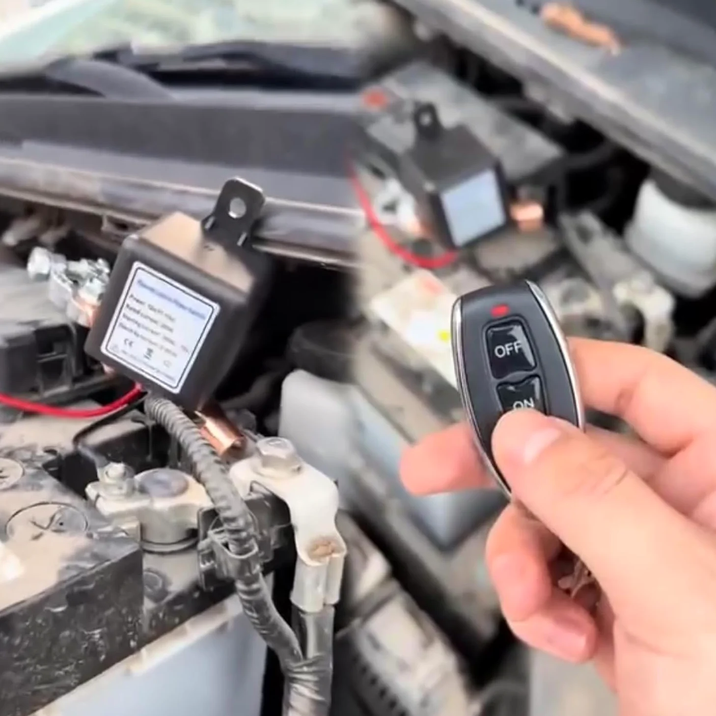 Relé de Batería Inalámbrico Remoto - Arranque a 30m, Interruptor Antirrobo, Instalación DIY Fácil para Coches, Autocaravanas 12V/24V (2Set 12V)