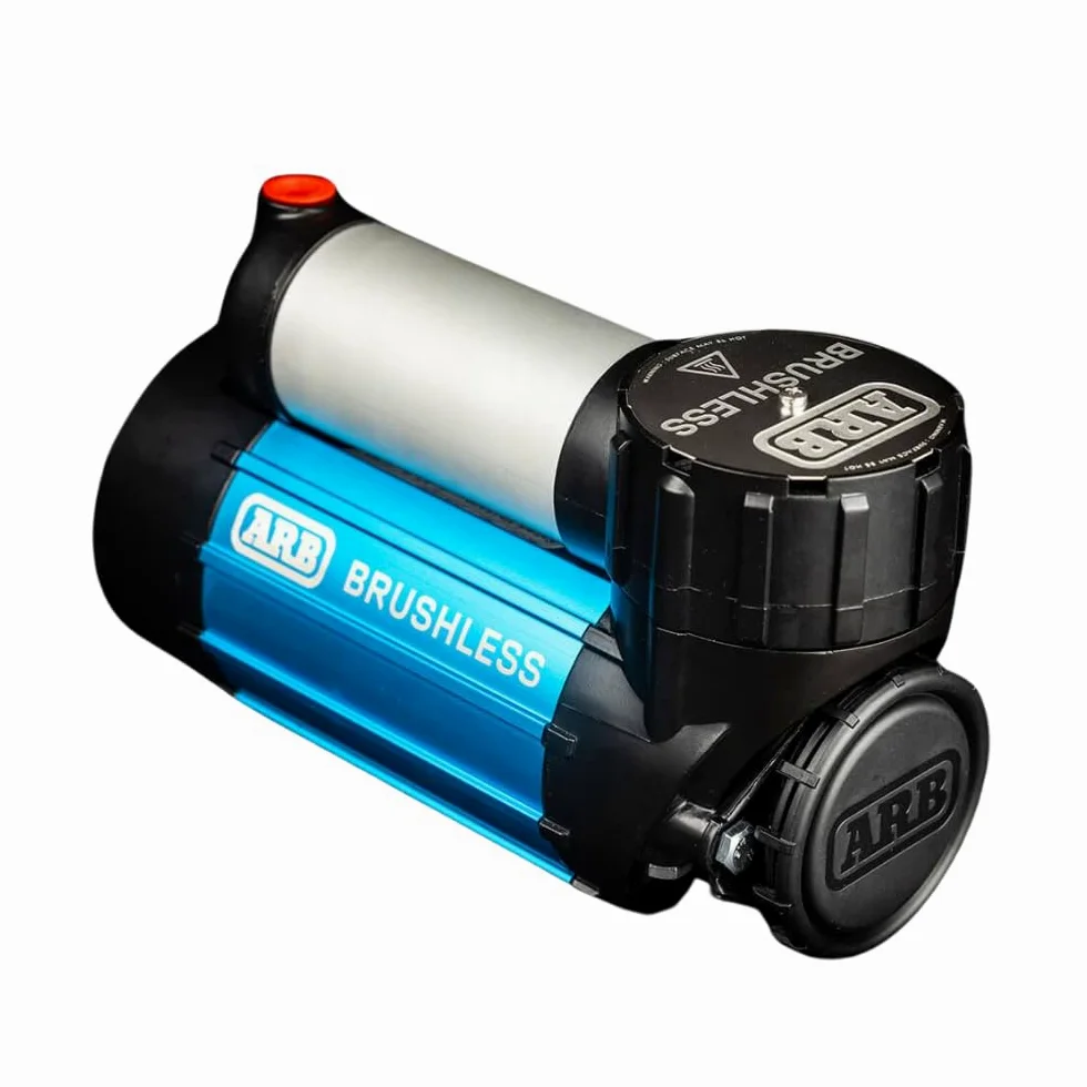 ARB Compresor de Aire sin escobillas CKBLA12 de 12 V con Motor a Bordo Premium con Salida de 1.5X. Ideal para un Tiempo de inflado de neumáticos más rápido y Aventuras Todoterreno 4x4 - Lanzamiento