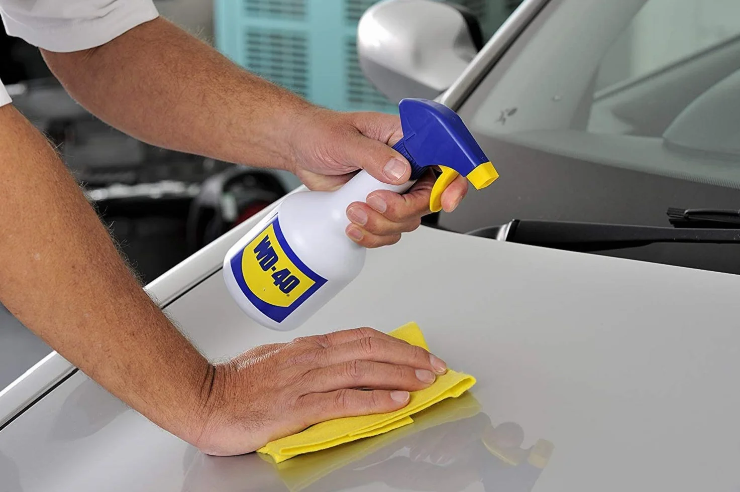 WD-40 Producto Multi-Uso Garrafa de 5 Litros + Pulverizador + Guantes