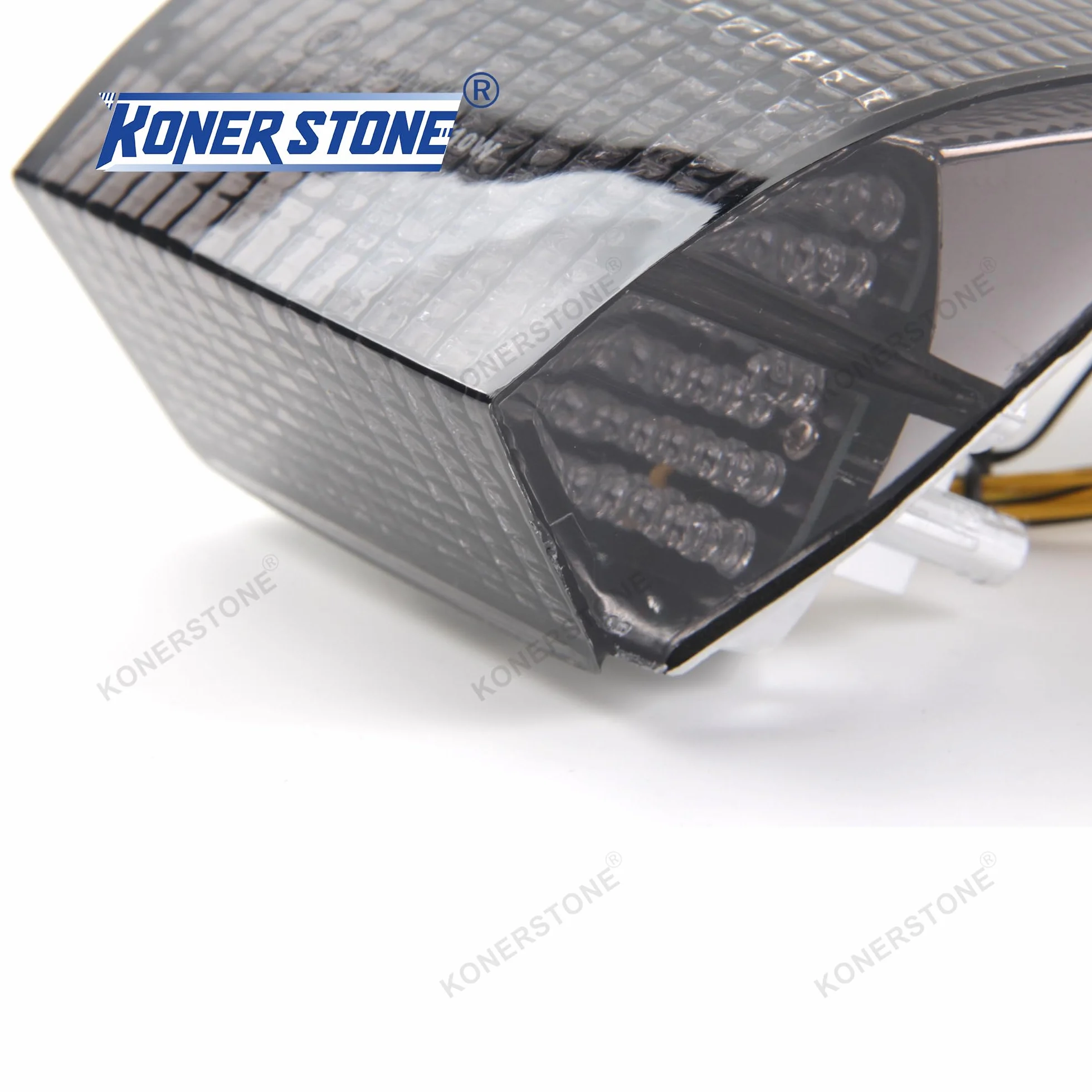 E-MARK - Luz trasera para BMW K1200GT / K1200RS / R1150R 1997-2005 Luz trasera de freno de señal de giro integrada accesorios de repuesto para motocicleta lente ahumada 1998 1999 2000 2001 2002 2003