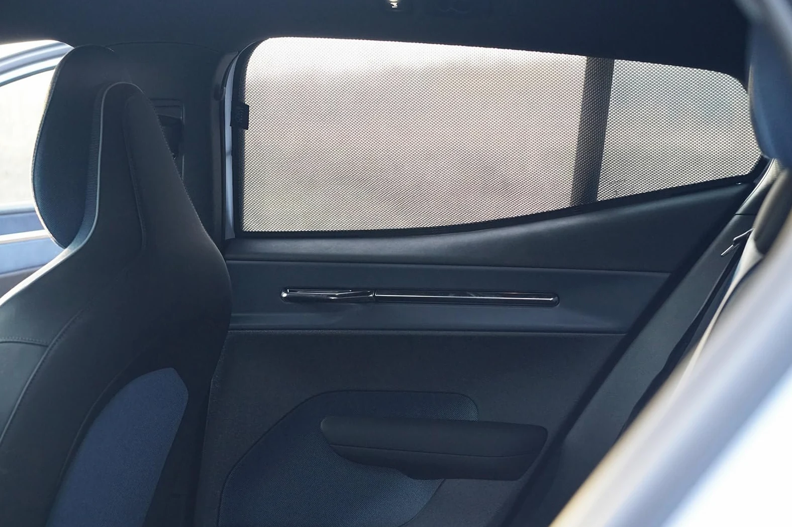 CAR SHADES Juego Compatible con Volvo EX30 2023- (4-Partes) cortinillas Parasol a Medida