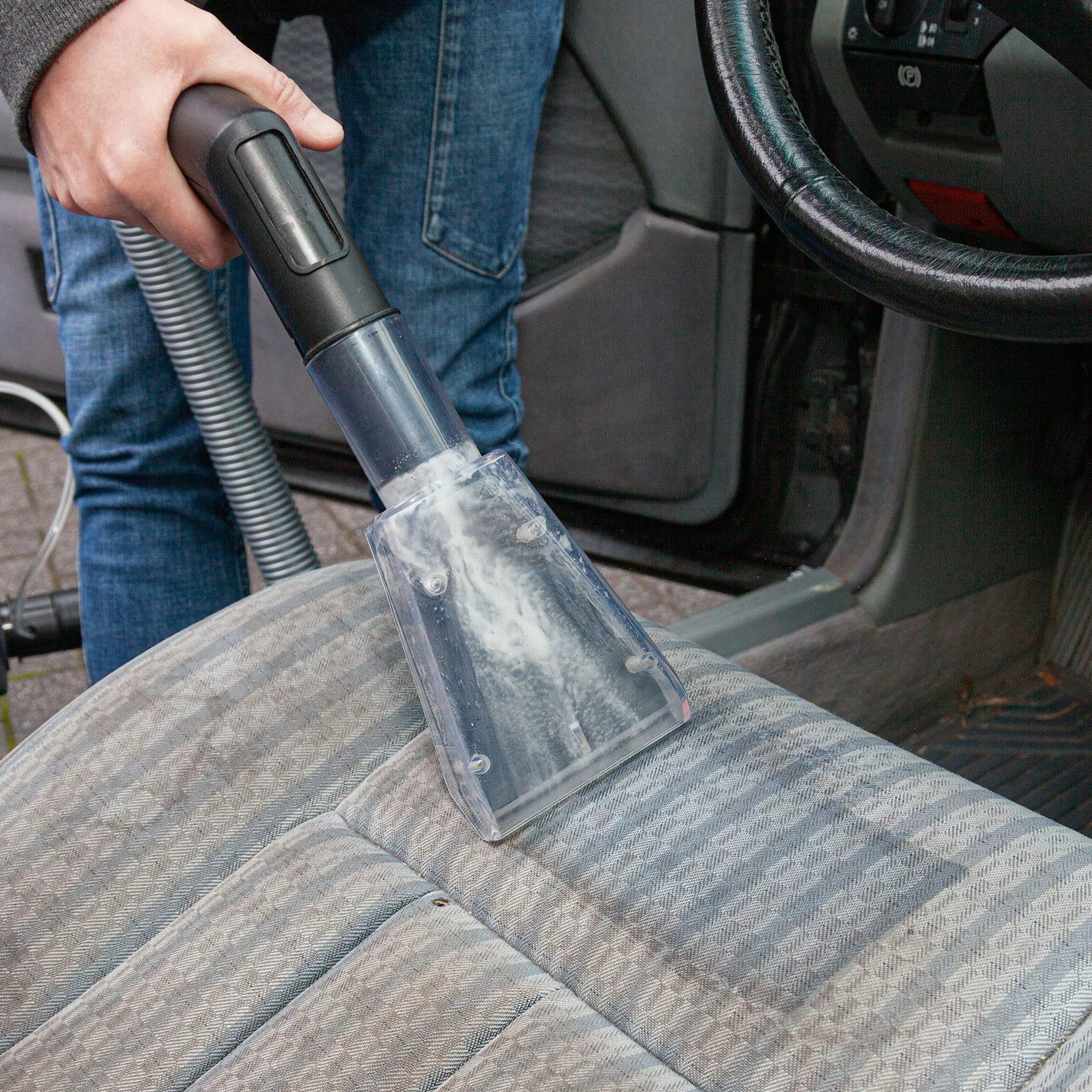 Albatros Aspirador de coche HYDRO 7500 + 1 litro de champú, aspirador en húmedo y seco, para el tratamiento y la limpieza profesional del coche y tapicería interior