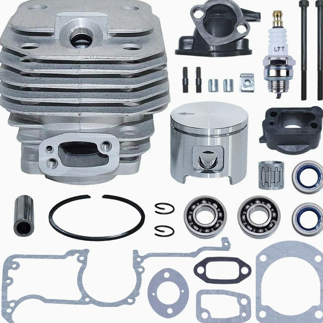 Kit de Pistón y Cilindro para Husqvarna 61 y Jonsered 625 630 Motosierra, AUMEL Cilindro + Pistón + Juntas + Sello de Aceite + Bujía Piezas de Repuesto Accesorio 26 in 1