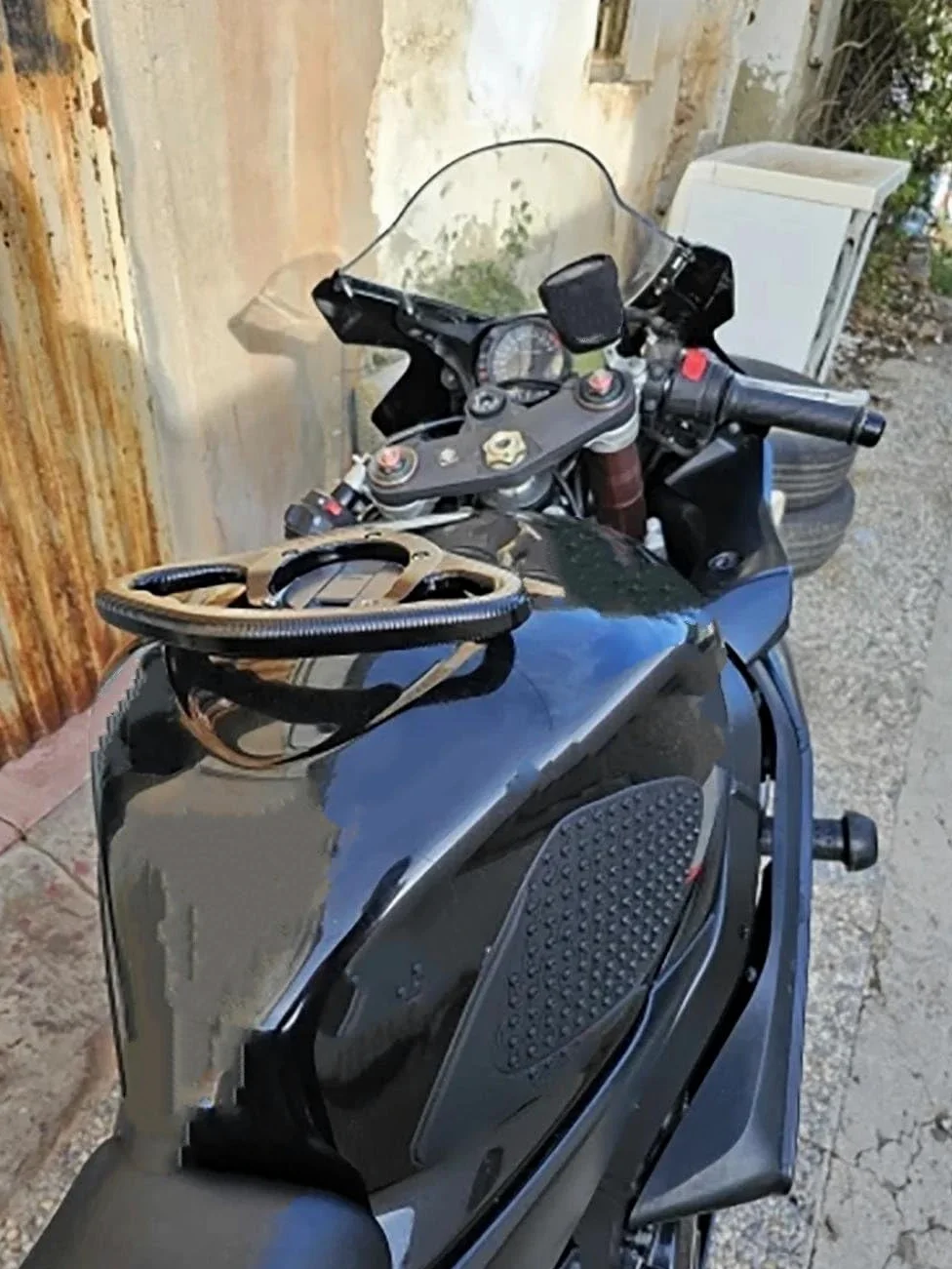 Asa Agarre Pasajero Motocicleta para Suzuki GSR 600 750 GSX-S 750 1000 F SV 650 A GW250 DL650 XT DL 1000 Reposabrazos Tanque Combustible Motocicleta Empuñadura Trasera Pasajero(Negro)