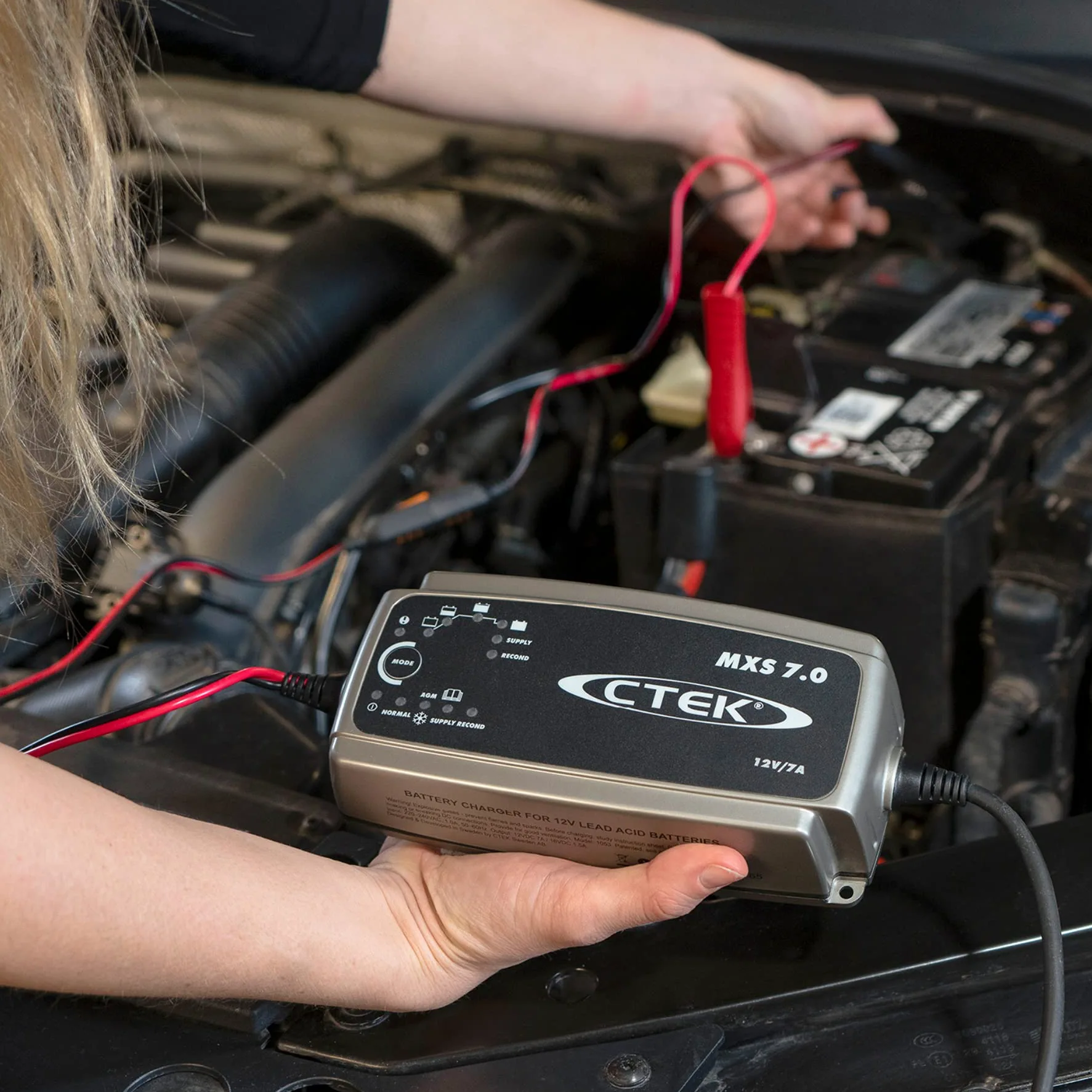 CTEK MXS 7.0 Cargador Batería 12V 7A, para Baterías De Vehículos Más Grandes, Barco, Camión, Caravana Y Vehículo De Recreo, Desulfatador De Batería con Función De Alimentación Y Opción AGM Dedicada