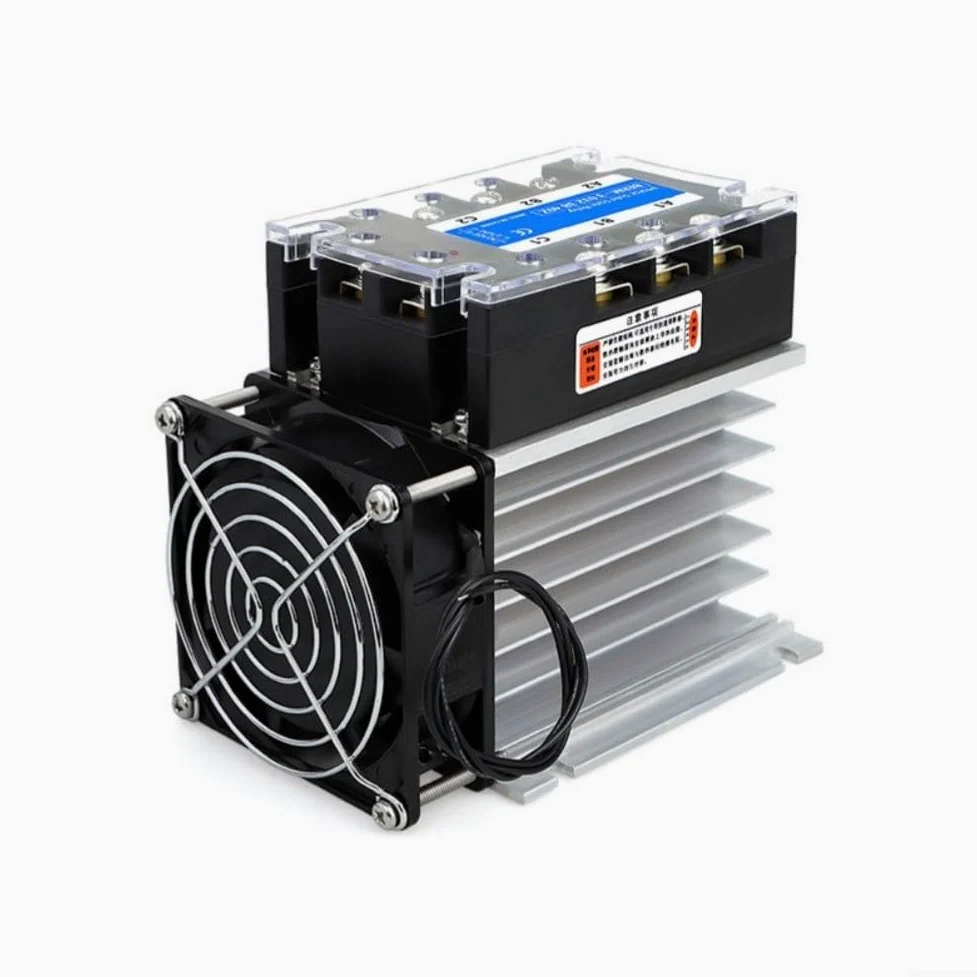 Relé de estado sólido trifásico Industrial Control CC Módulo AC con disipador de calor para entrada de 3-32 V y salida de 24-480 V hasta 100 A (80 A)