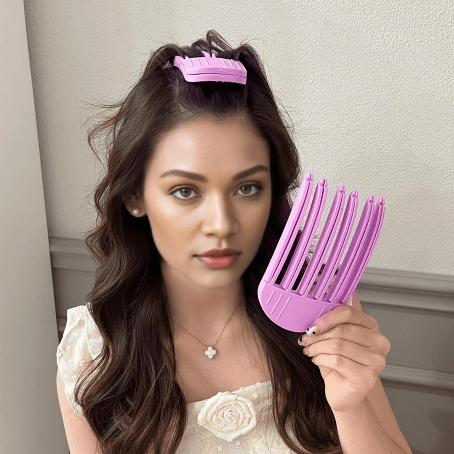 Clip de Volumen para Raíces 4 Piezas, Peines Voluminizadores de 3 y 6 Dientes, Pinzas para Cabello sin Rastro