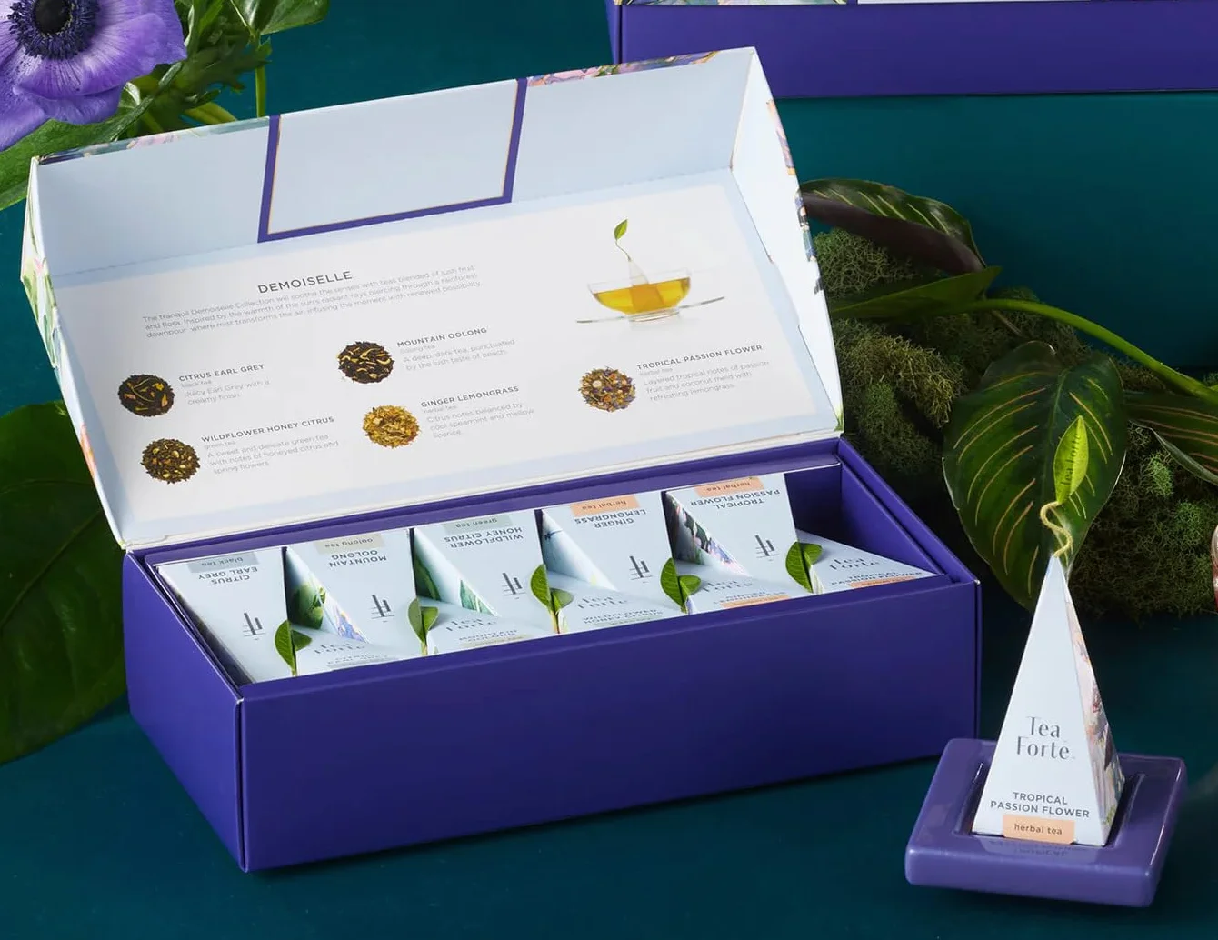 Tea Forte Demoiselle Premium Tea Petite Caja de Presentación, Juego de Regalo de Muestra de Té, 10 Unidades, Bolsas Infusoras Piramidales