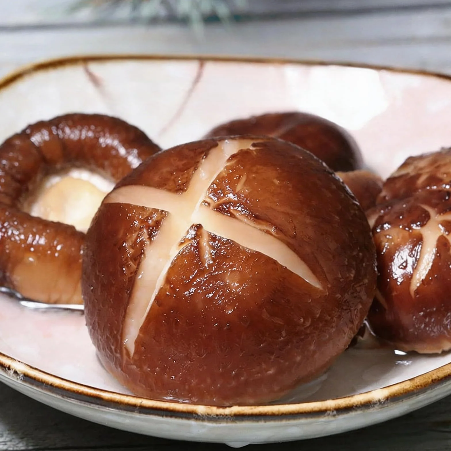 TraiHuyan Shiitake Secos 250g Grado A Secado Controlado Sabor Intenso 100% Natural Vegano