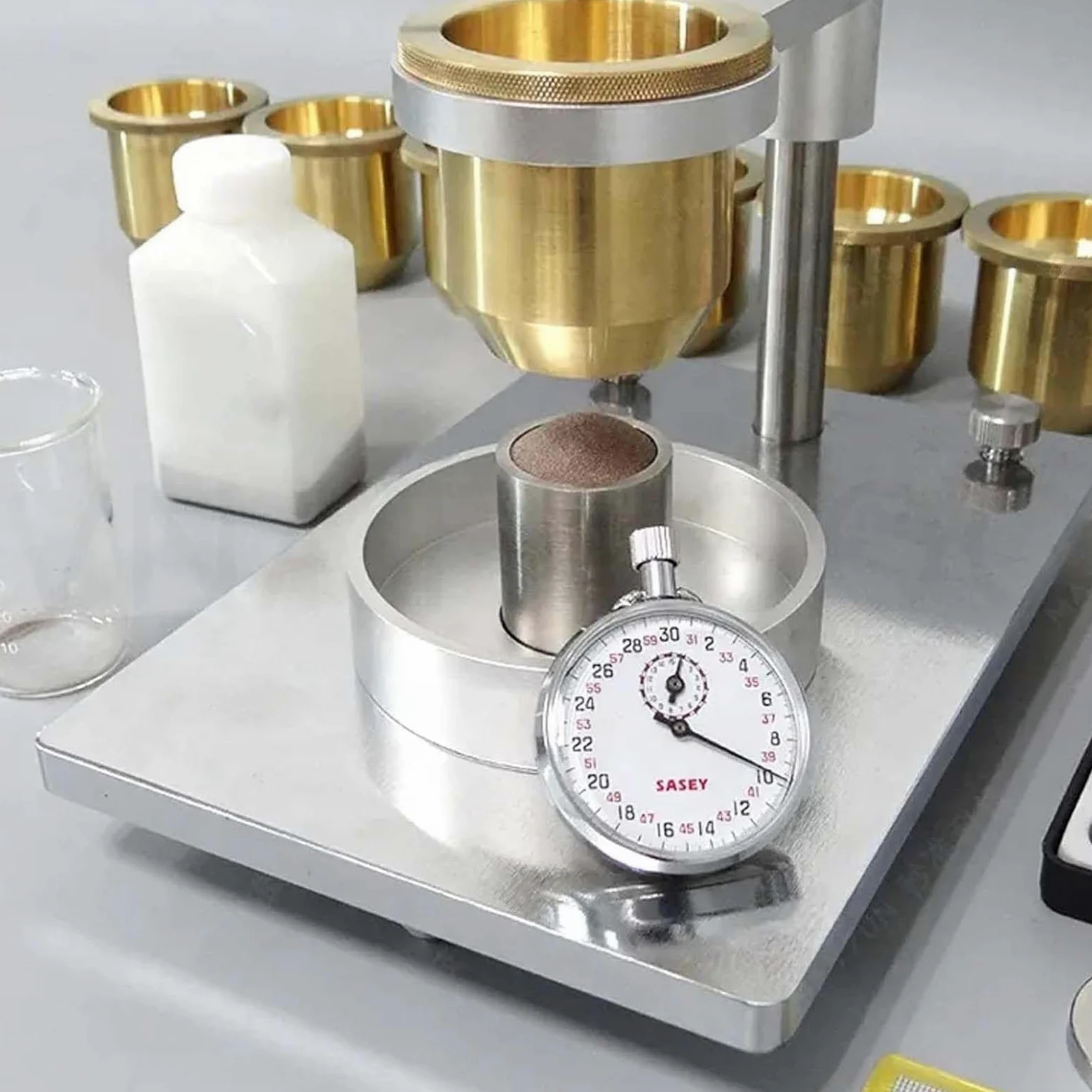 Medidor de Densidad Aparente Hall Flowmeter, Tamaño Pequeño y Fácil de Transportar con Soporte de Altura Ajustable para Probar el Flujo y la Densidad aparente de Polvos Metálicos