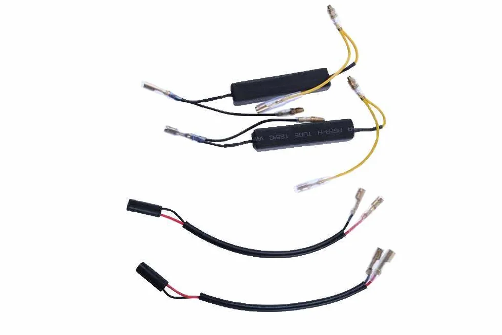 aVDB-moto Luz Freno LED compatible con YAMAHA FAZER 600 FZ6-S 2004-2014, FAZER 600 FZ6-N 2004-2014 Plug & Play con Intermitentes (Tintado)