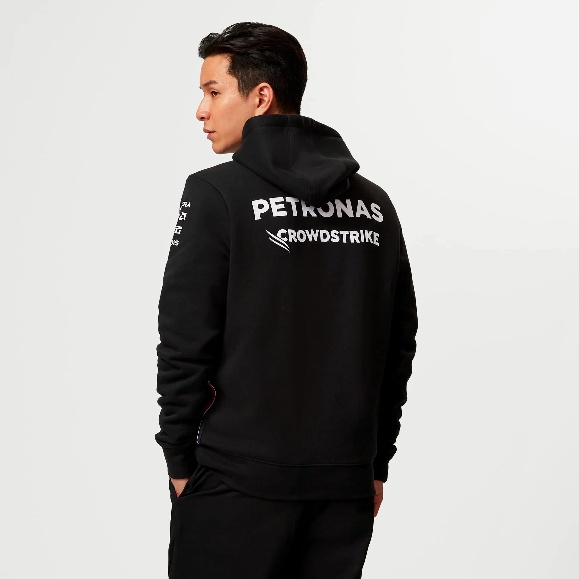 Mercedes AMG Petronas Formula One Team - Sudadera con Capucha del Equipo 2023 - Negro - Talla: XL