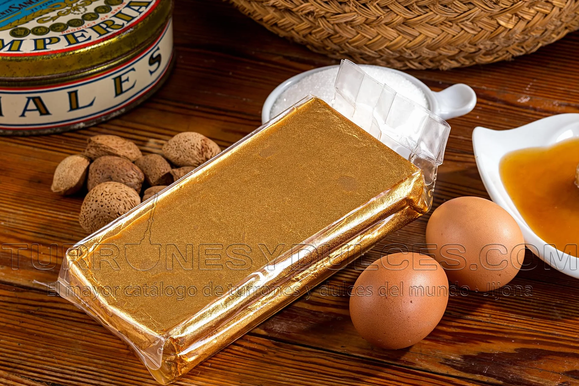 Turrón Artesano de Jijona 74% almendra marcona NACIONAL 500 gramos Edición Gourmet papel Oro