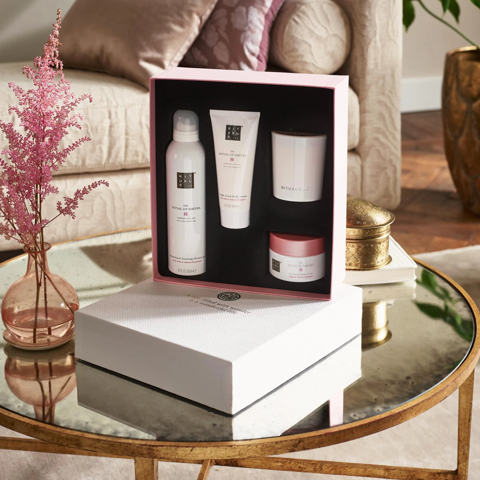 RITUALS Caja de regalo The Ritual of Sakura Medium Set de baño cuidado de la piel leche arroz flor cerezo