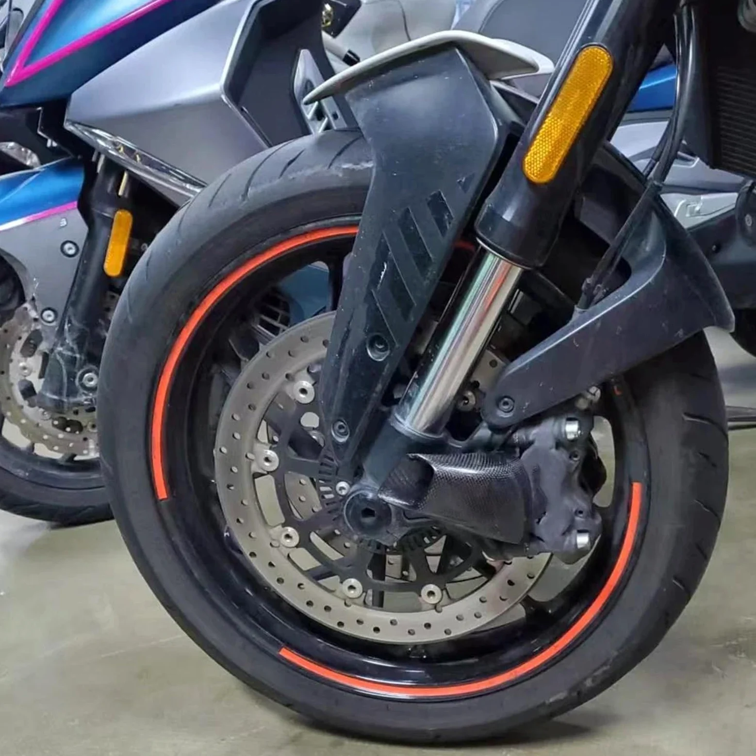 para Accesorios de Motocicleta de 100 mm y 108 mm, Pinza Delantera, conductos de Aire, Montaje de refrigeración de Frenos Modificado Refrigeración de Pinza de Freno Conductos de refri(C)